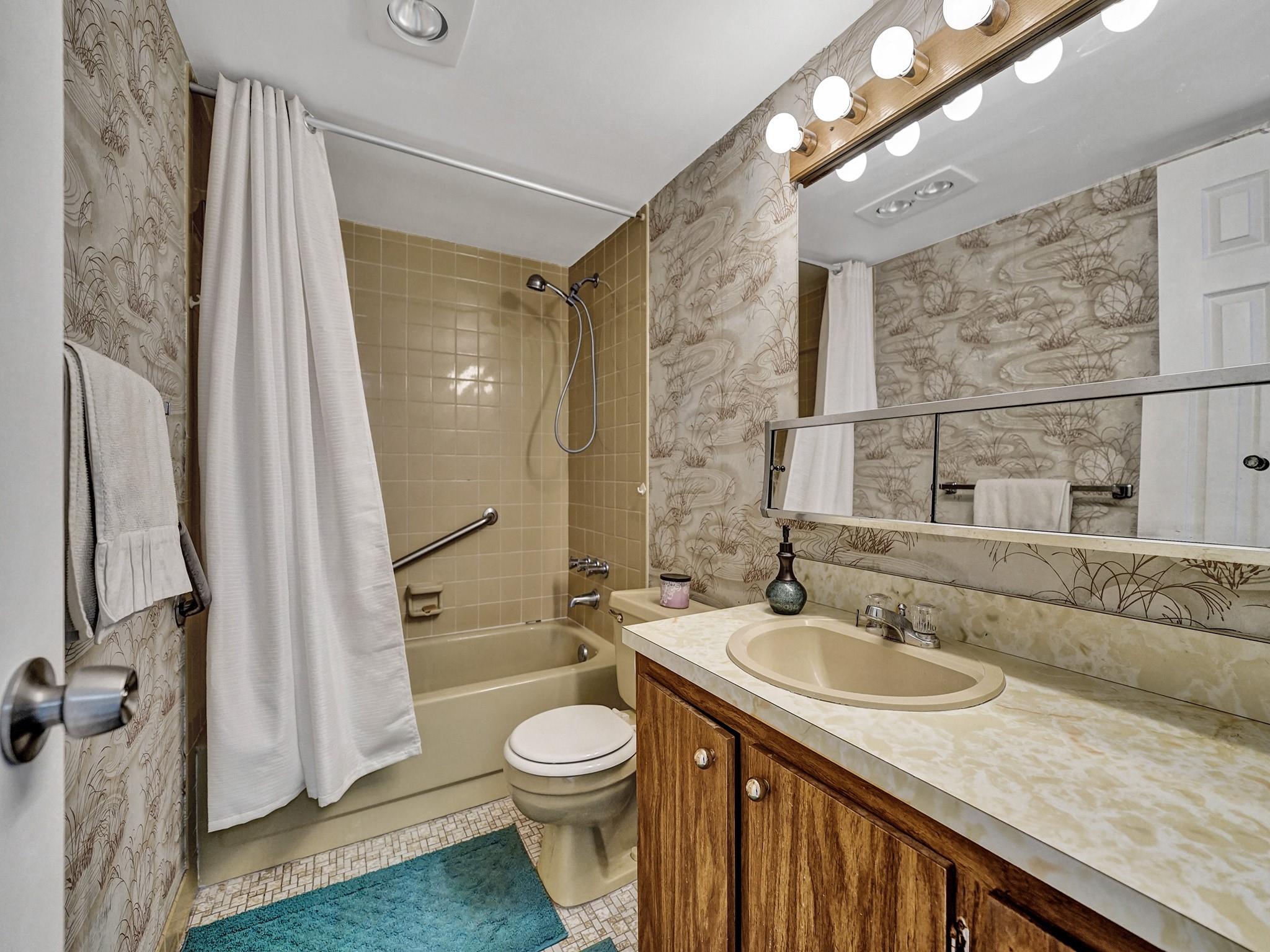 Meadowbrook Lakes - Residential
