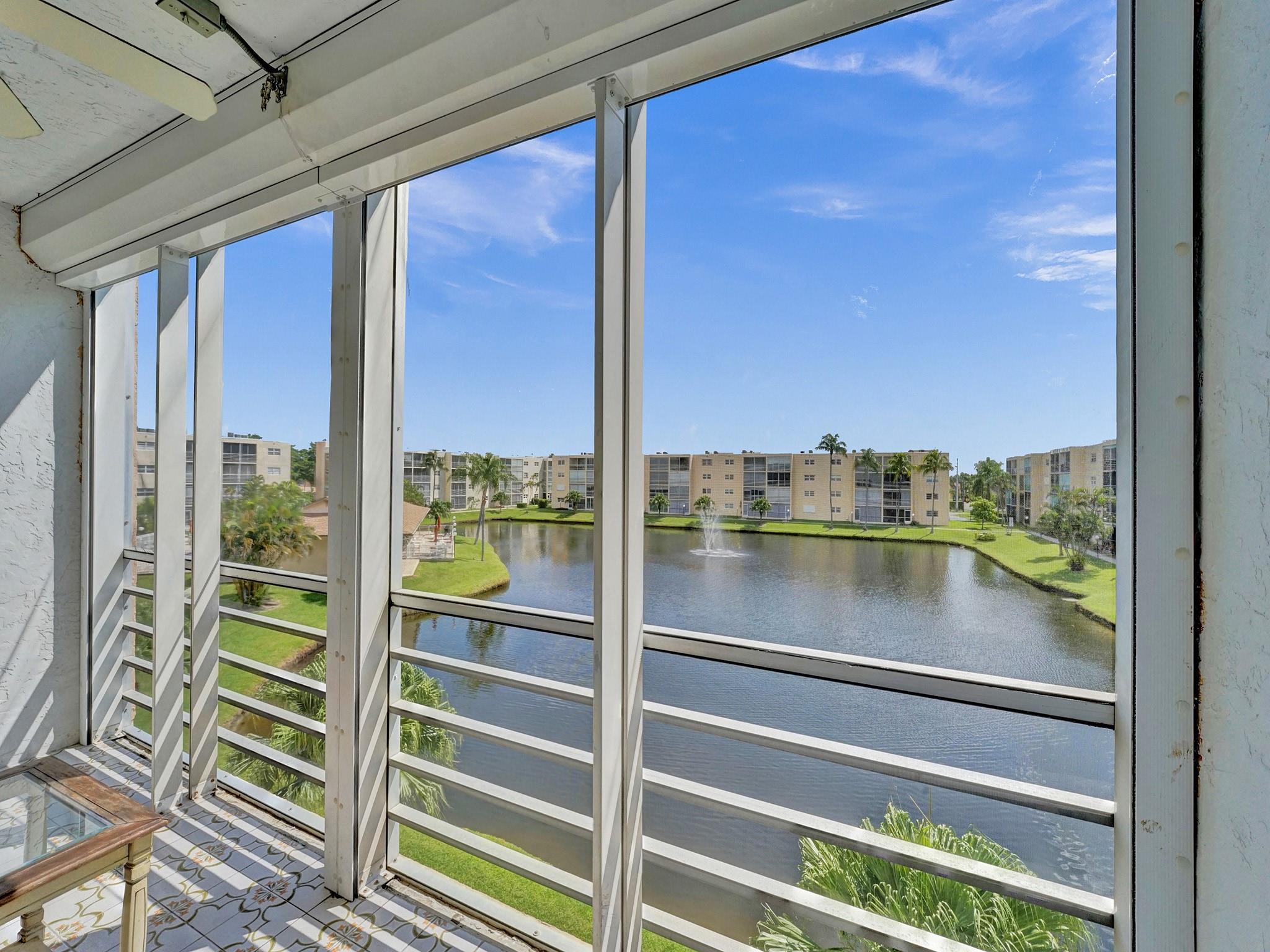 Meadowbrook Lakes - Residential