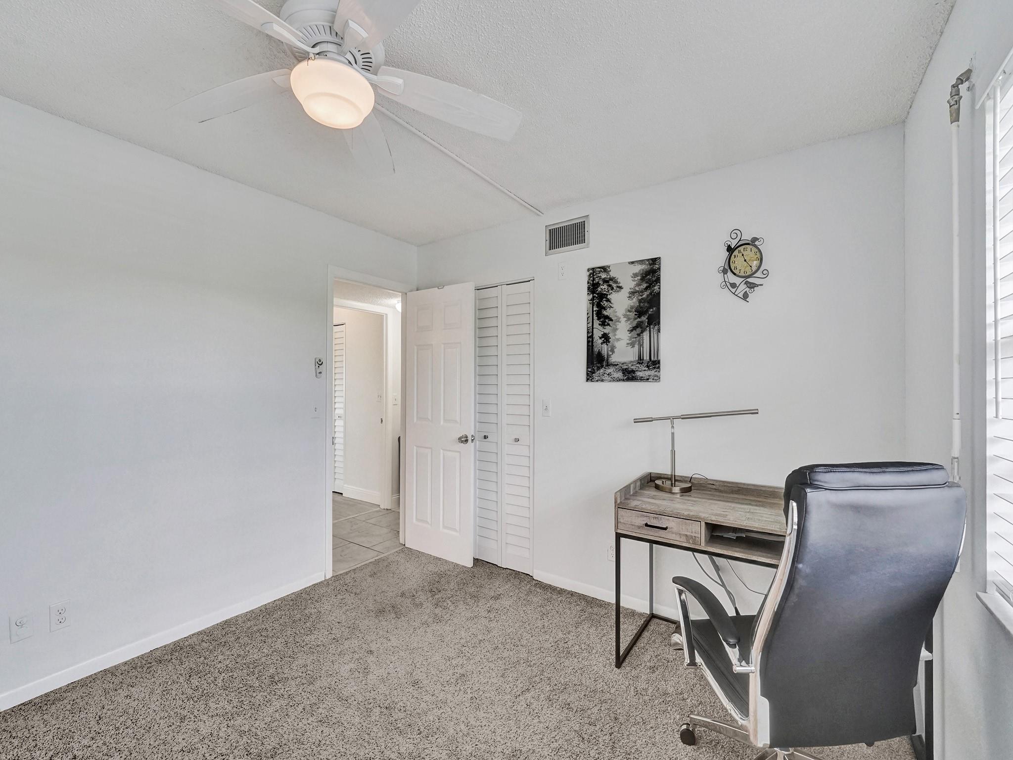Meadowbrook Lakes - Residential