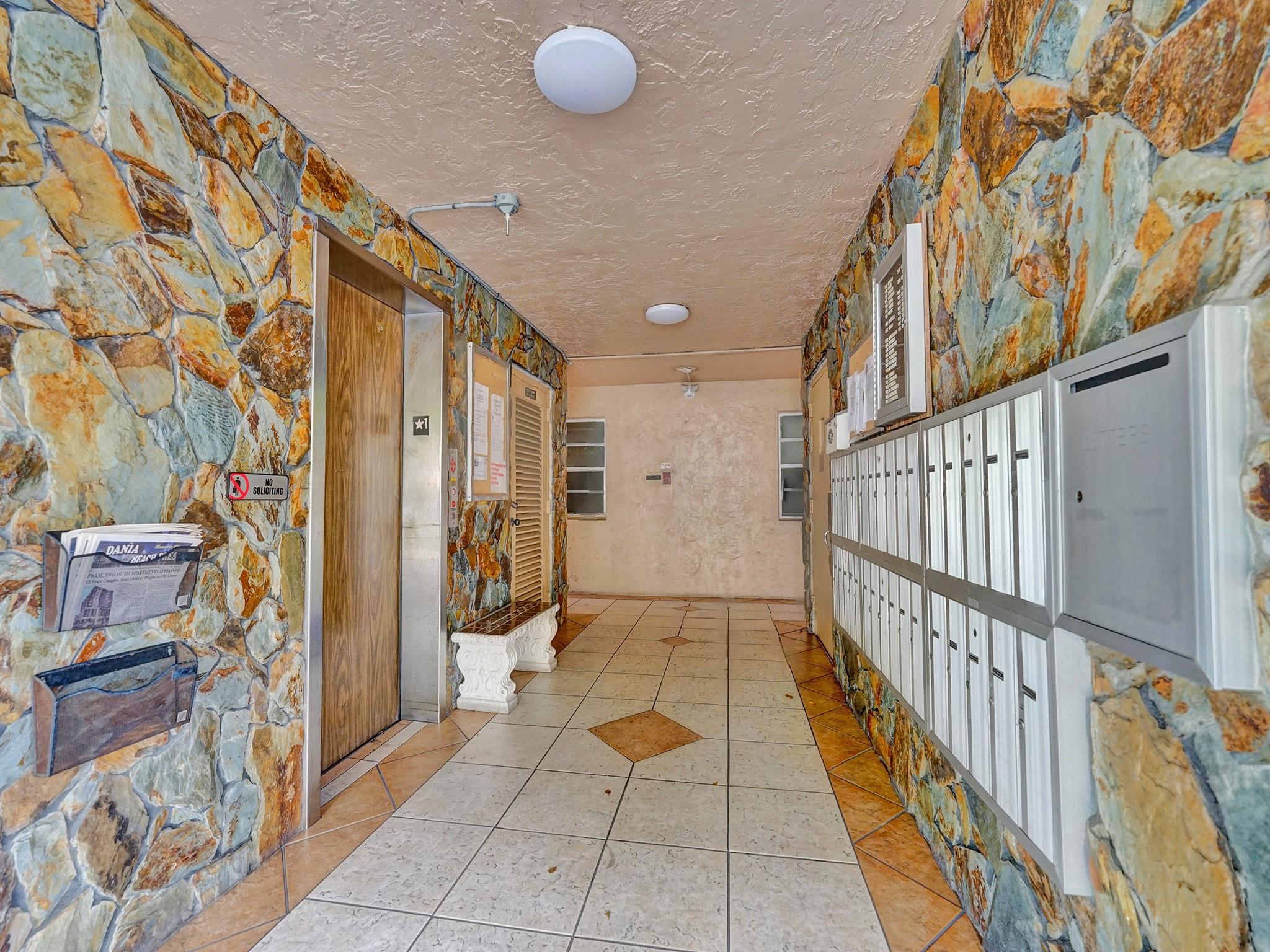 Meadowbrook Lakes - Residential