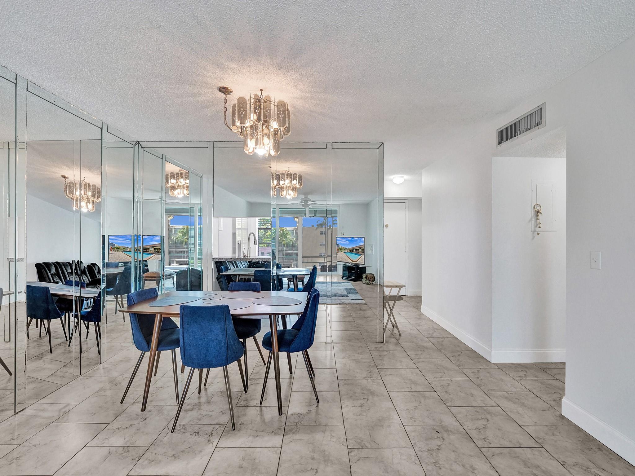 Meadowbrook Lakes - Residential
