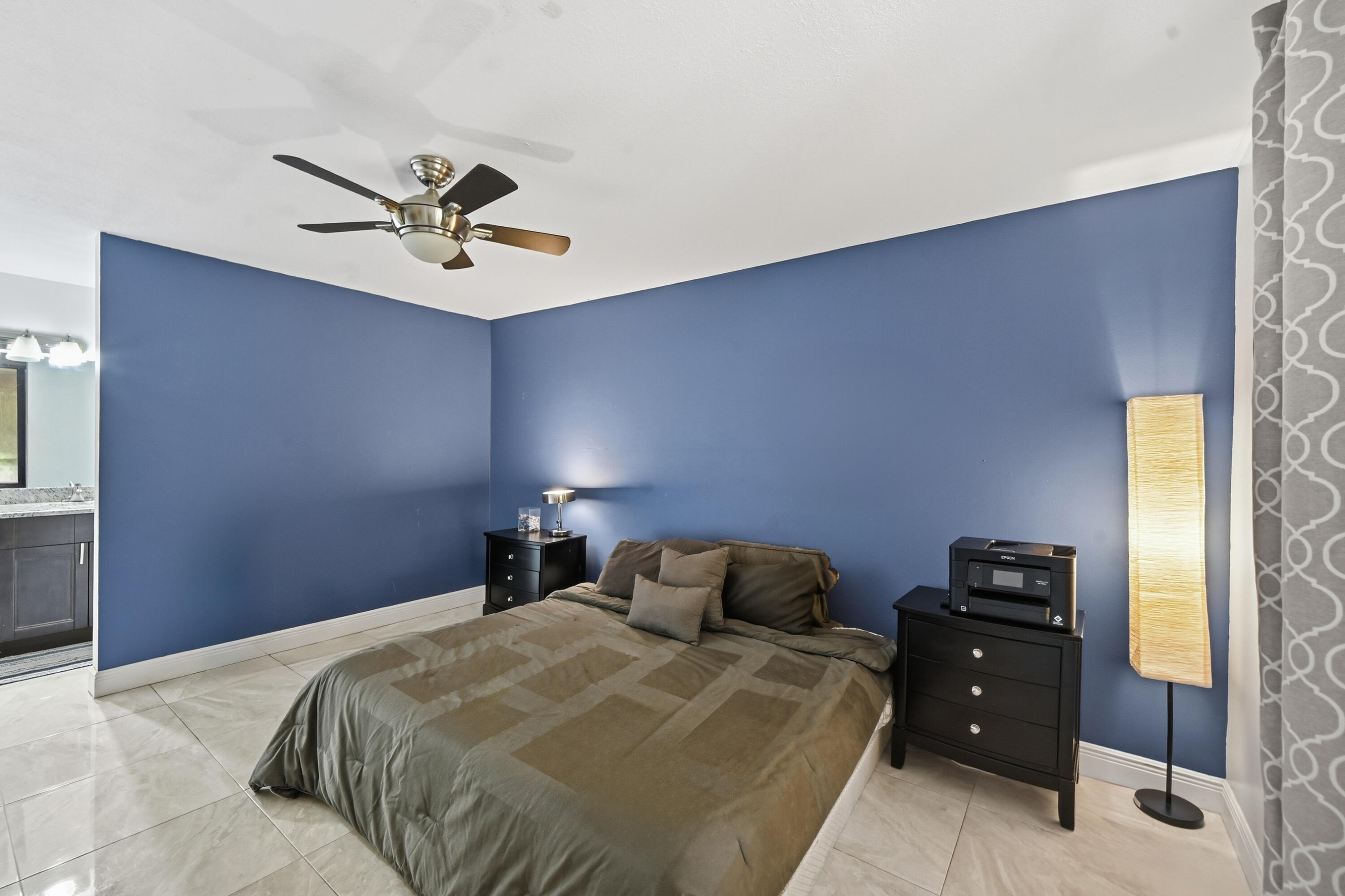 APPLEWOOD VILLAGE III-A CONDO - Residential