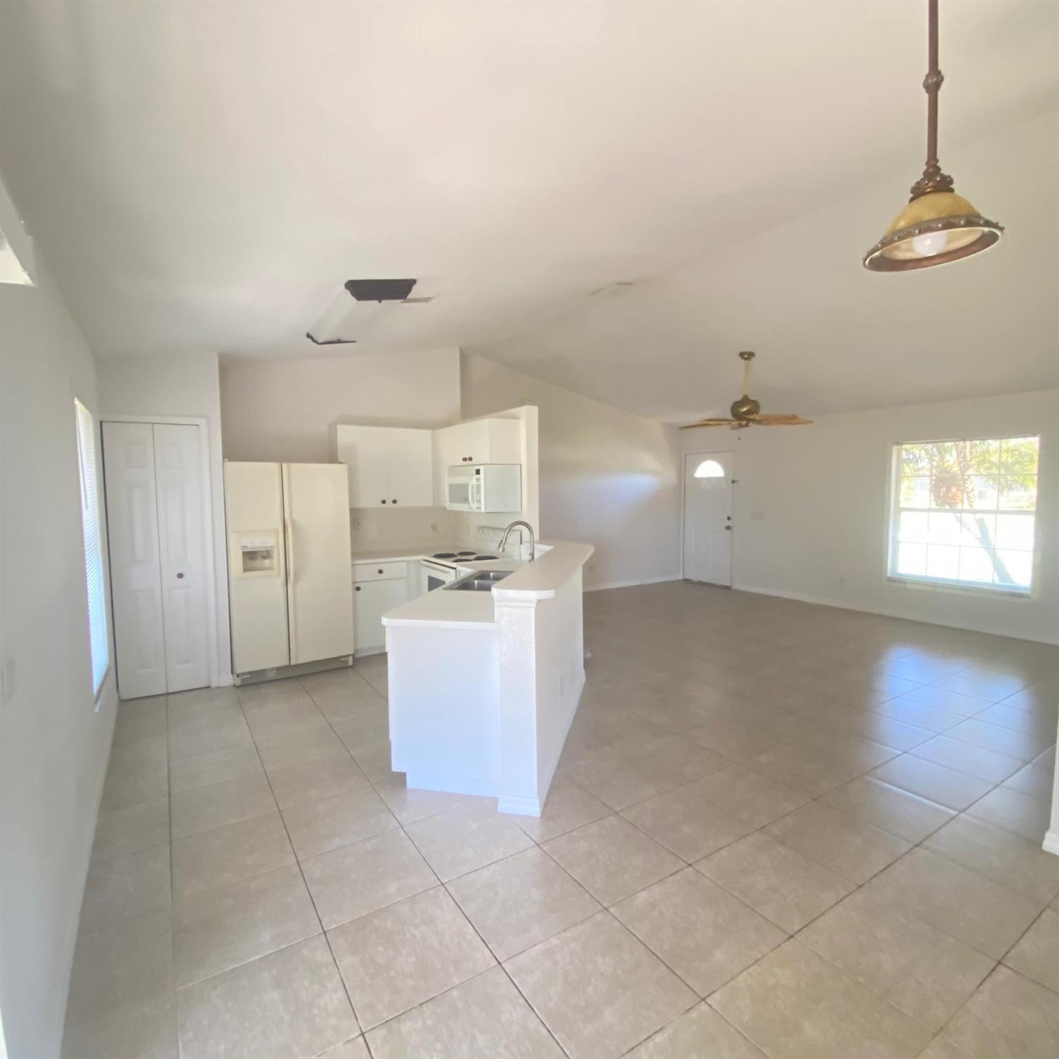 PUNTA GORDA ISLES SEC 20 - Residential Lease