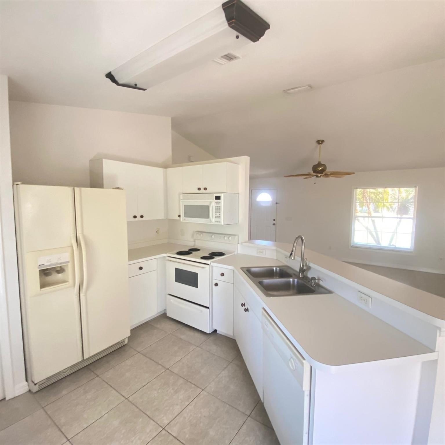 PUNTA GORDA ISLES SEC 20 - Residential Lease