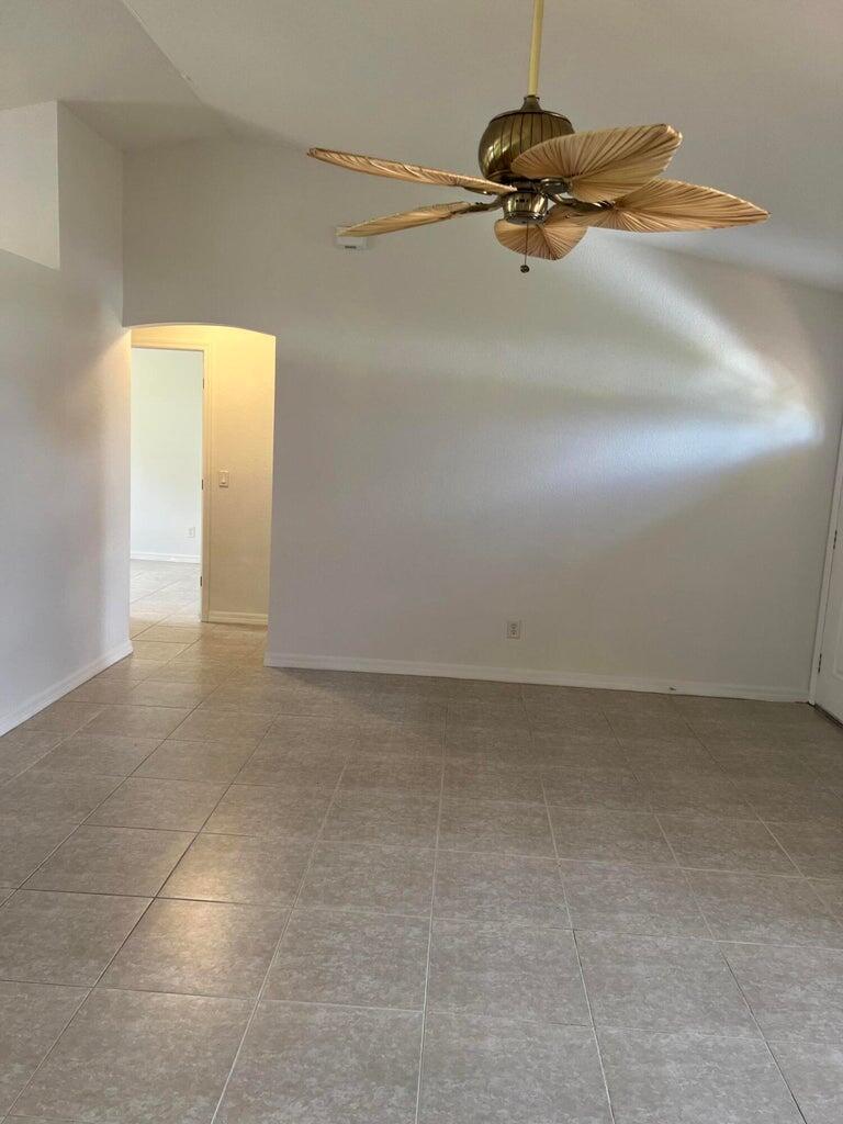 PUNTA GORDA ISLES SEC 20 - Residential Lease