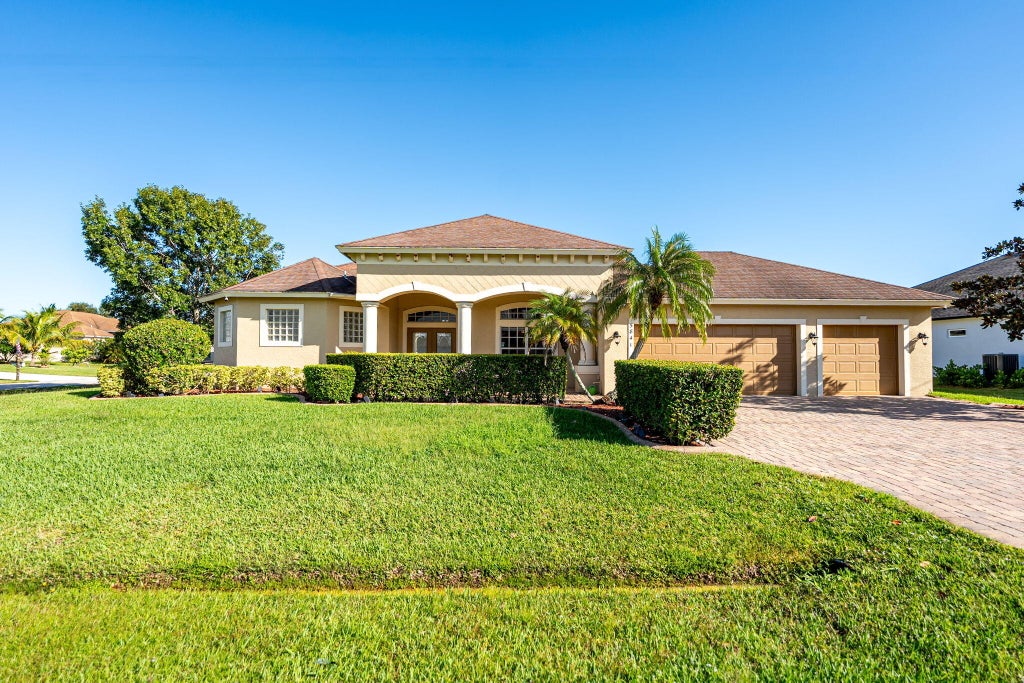 Photo of 5841 NW Alpha Court, Port Saint Lucie, FL 34986 (MLS # R11133099)