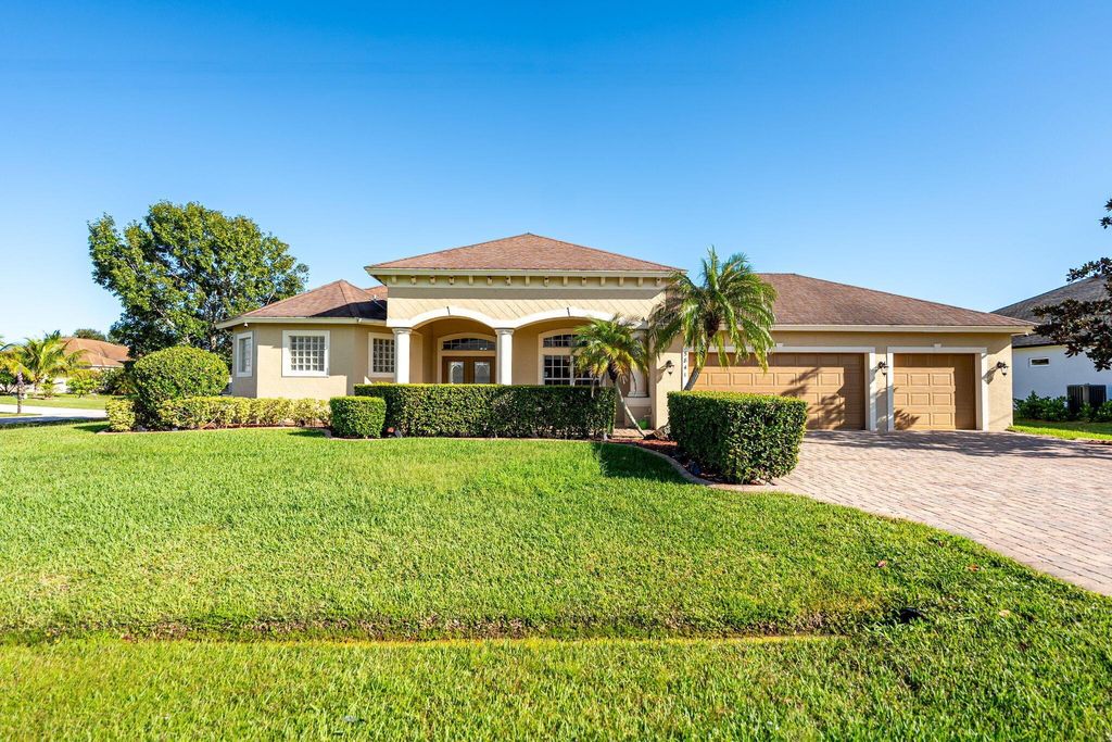 Photo of 5841 NW Alpha Court, Port Saint Lucie, FL 34986 (MLS # R11133099)