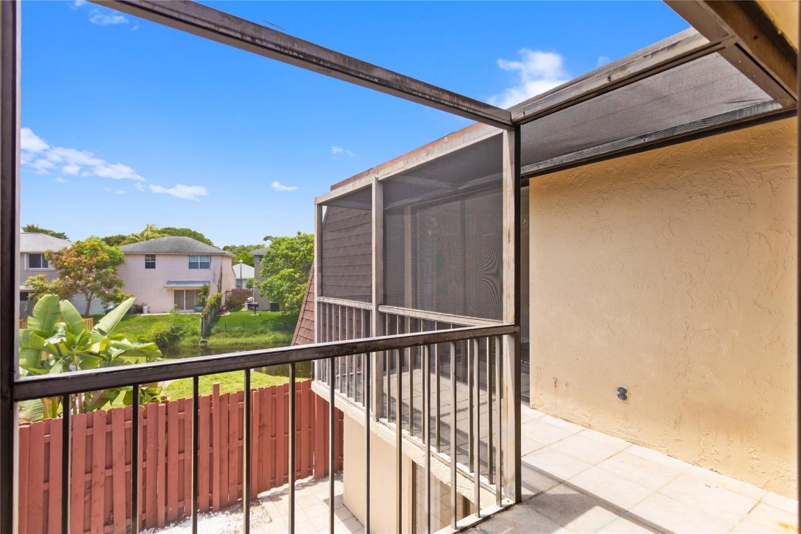 VILLAS AT WOODLAND GREENS - Residential