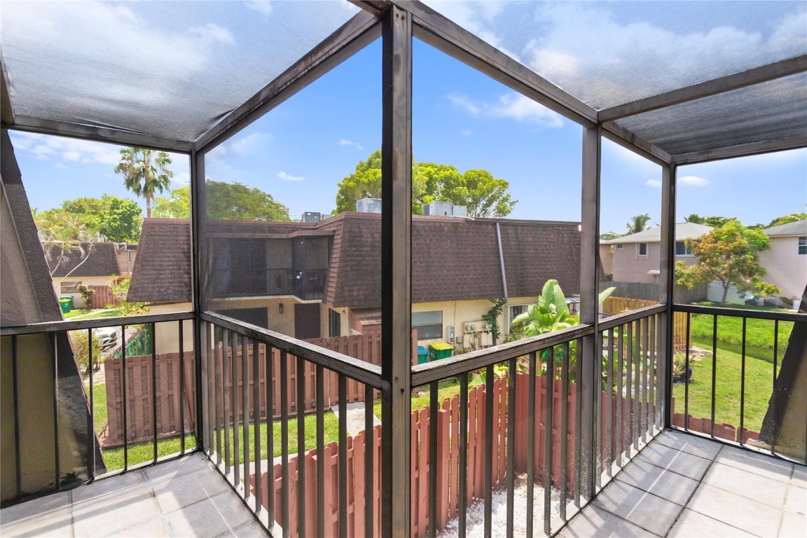 VILLAS AT WOODLAND GREENS - Residential