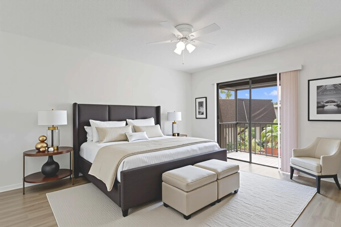 VILLAS AT WOODLAND GREENS - Residential