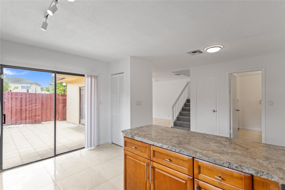 VILLAS AT WOODLAND GREENS - Residential