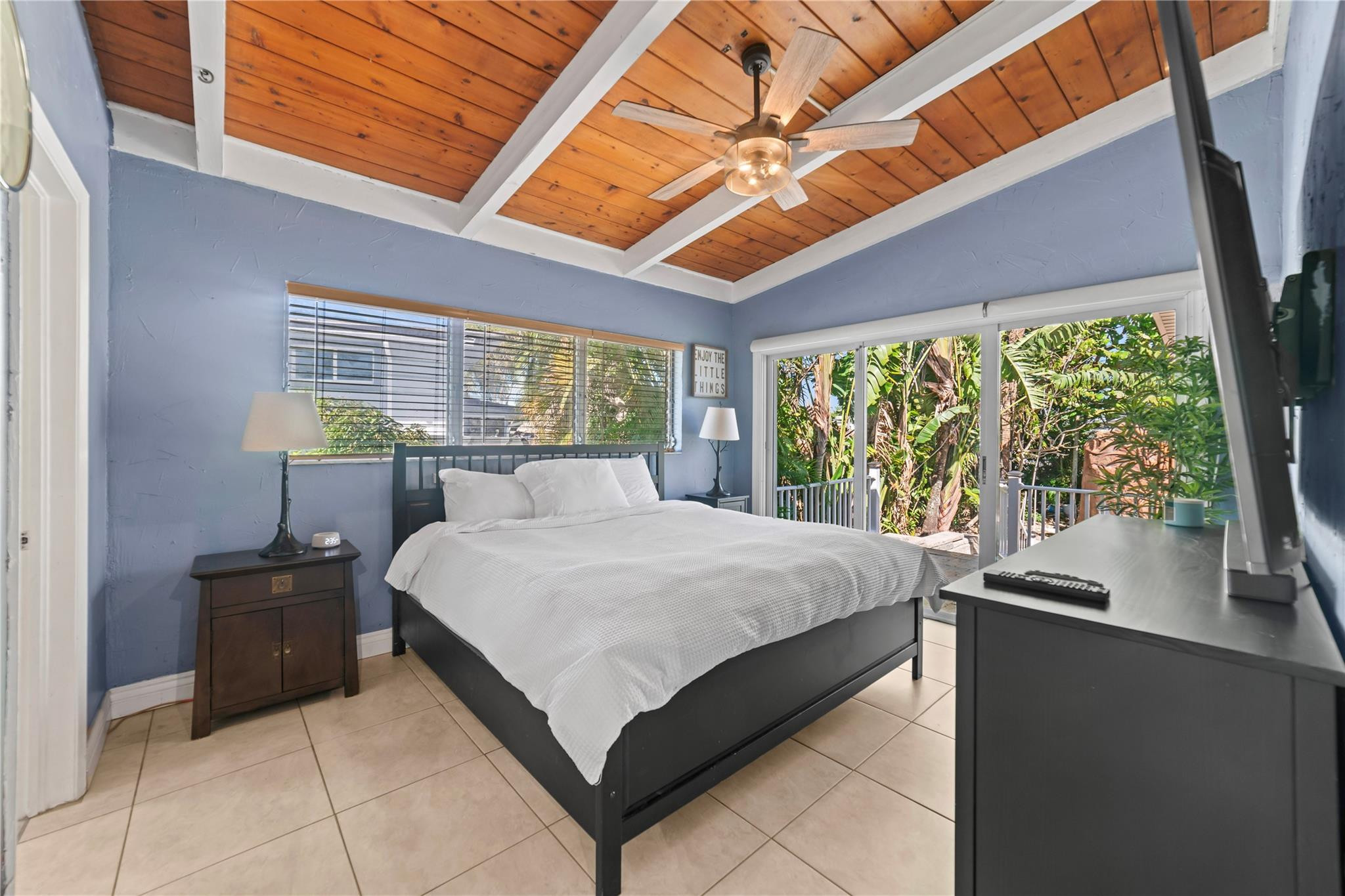LAUDERDALE ISLES NO 2-RES - Residential