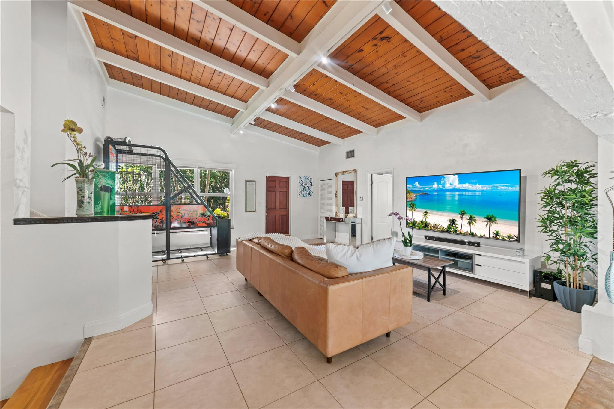 LAUDERDALE ISLES NO 2-RES - Residential
