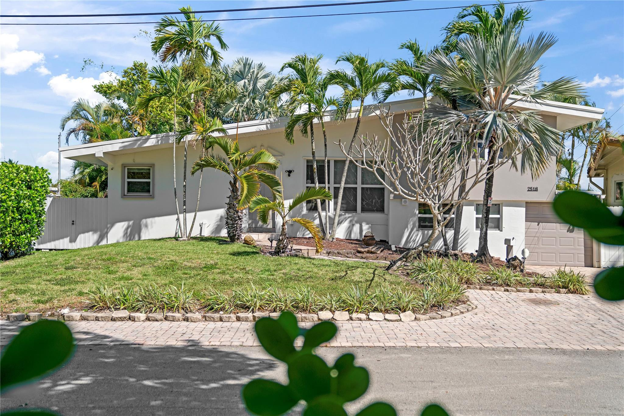 LAUDERDALE ISLES NO 2-RES - Residential