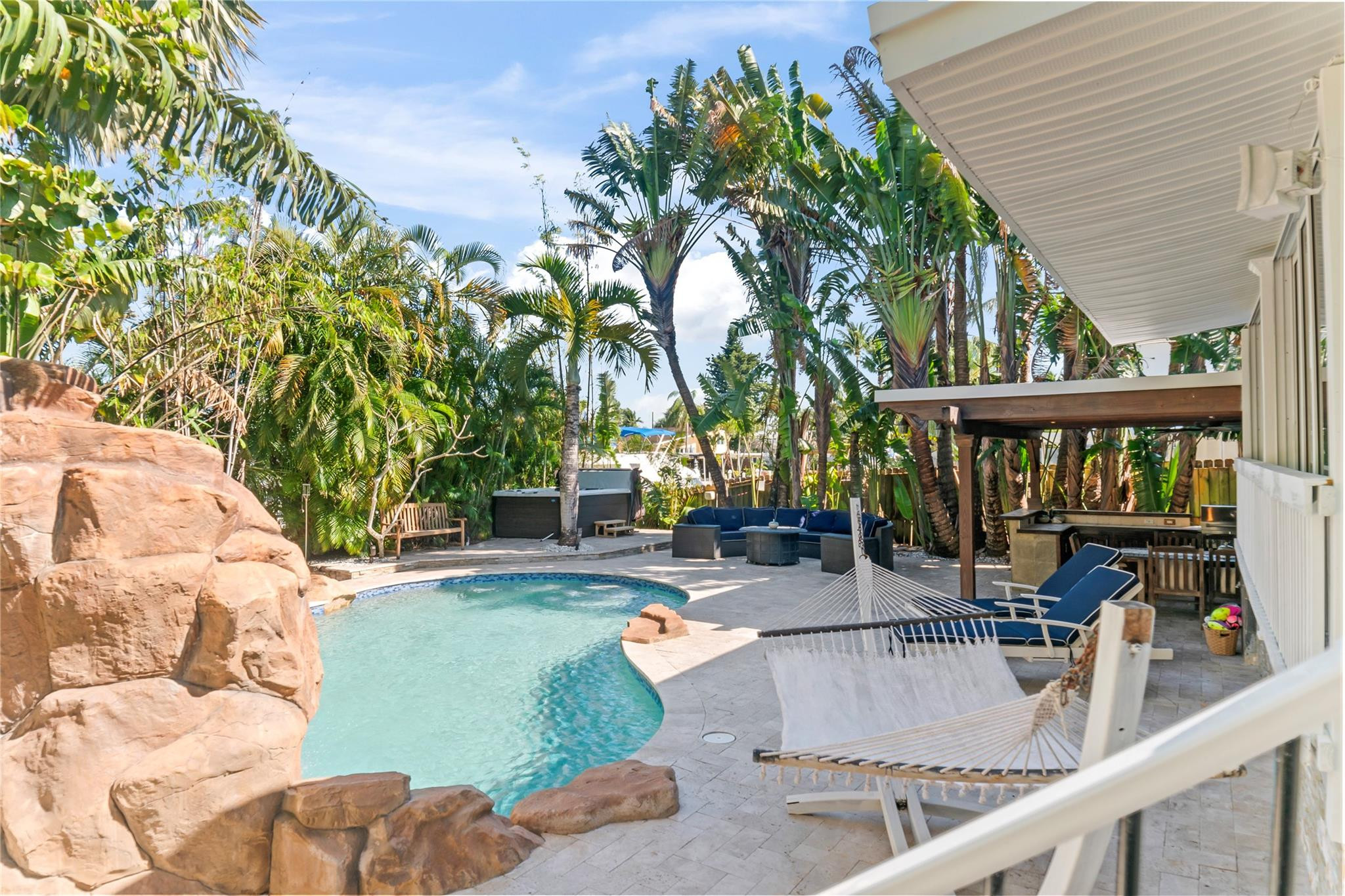 LAUDERDALE ISLES NO 2-RES - Residential