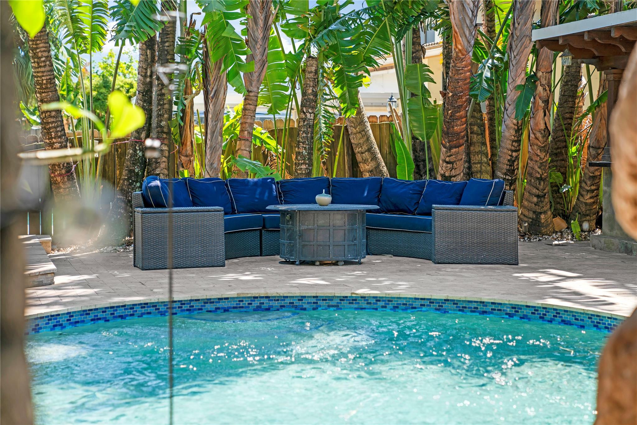LAUDERDALE ISLES NO 2-RES - Residential