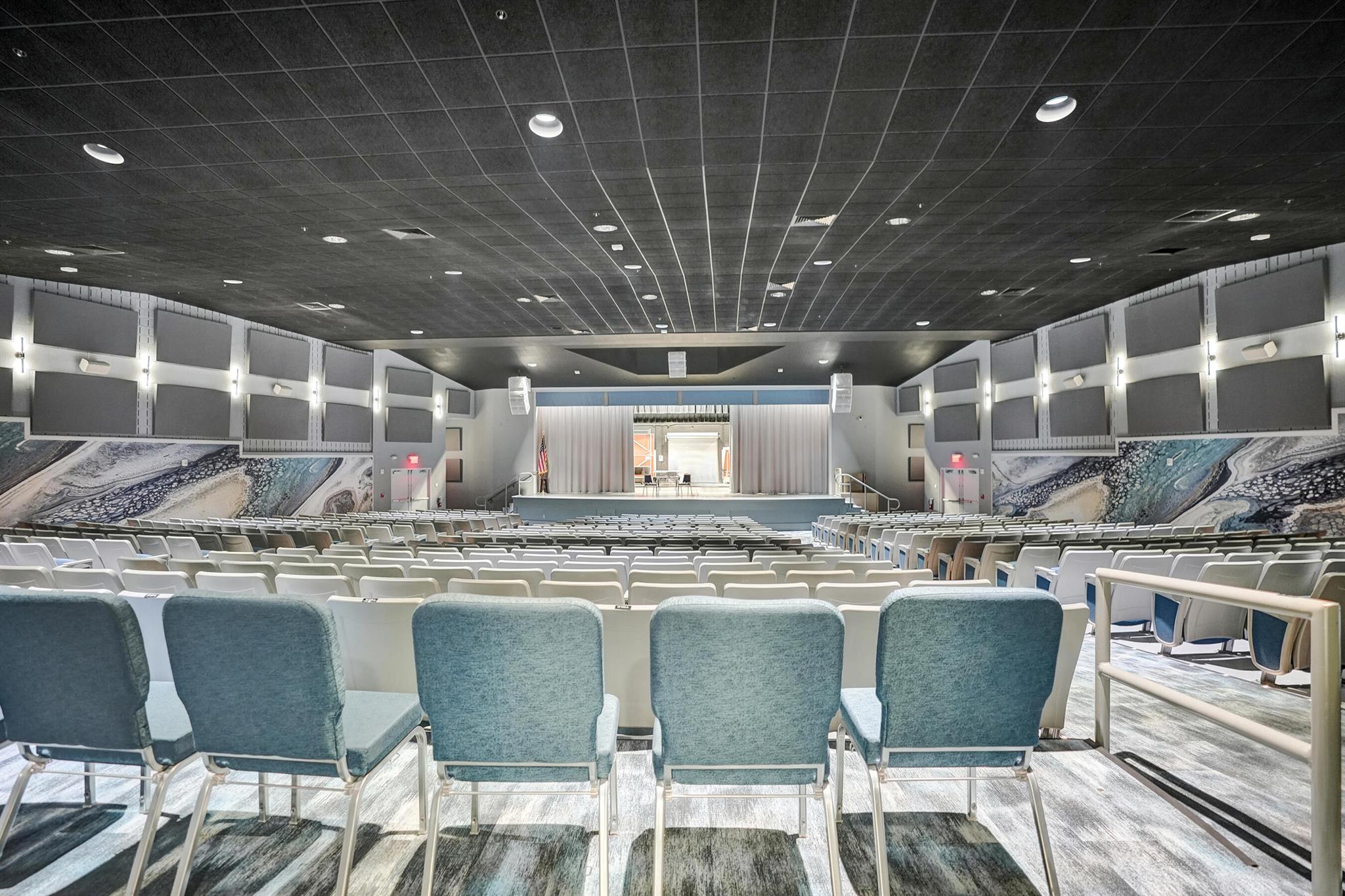 HUNTINGTON POINTE - Residential