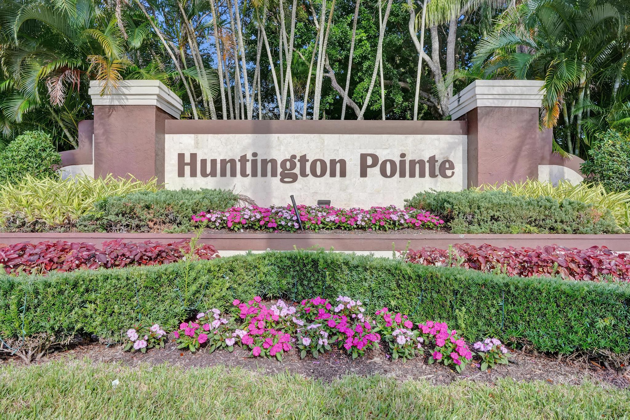 HUNTINGTON POINTE - Residential