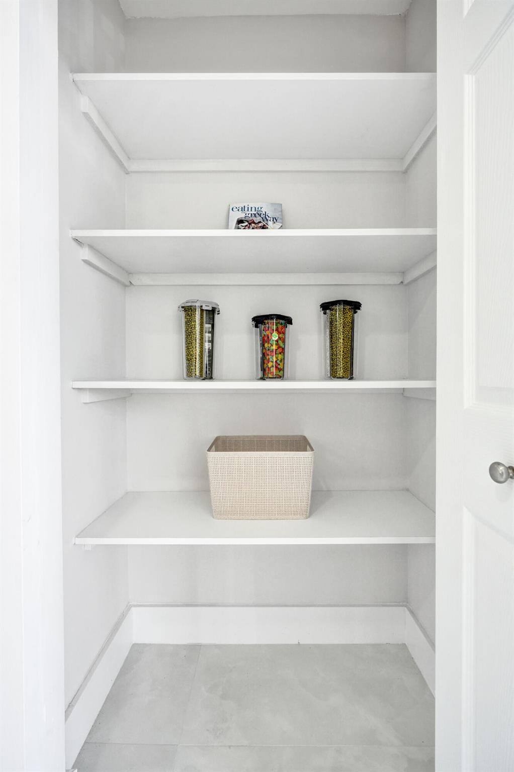 HUNTINGTON POINTE - Residential