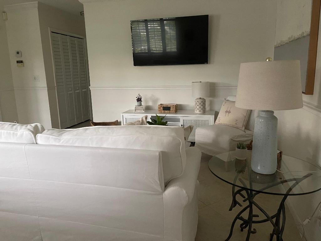 N/A - Residential Lease