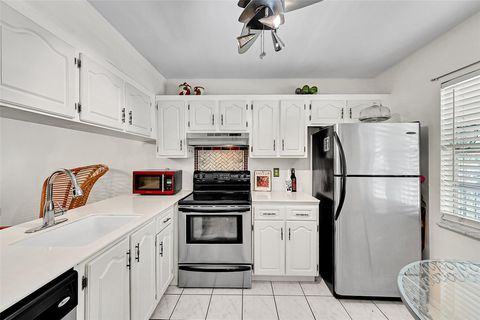 1204 Bahama Bnd D2 Coconut Creek FL 33066