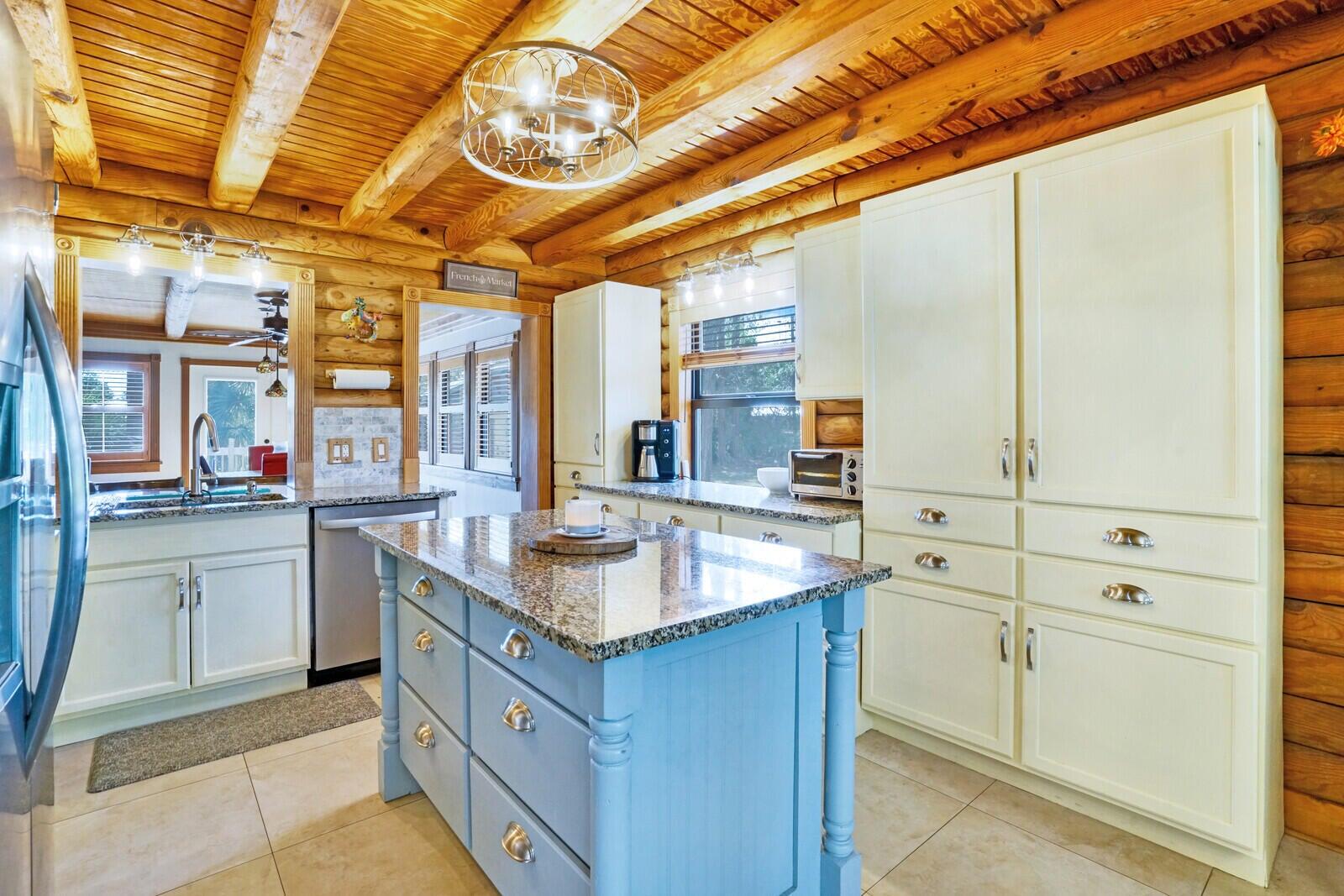 LOXAHATCHEE GROVES - Residential