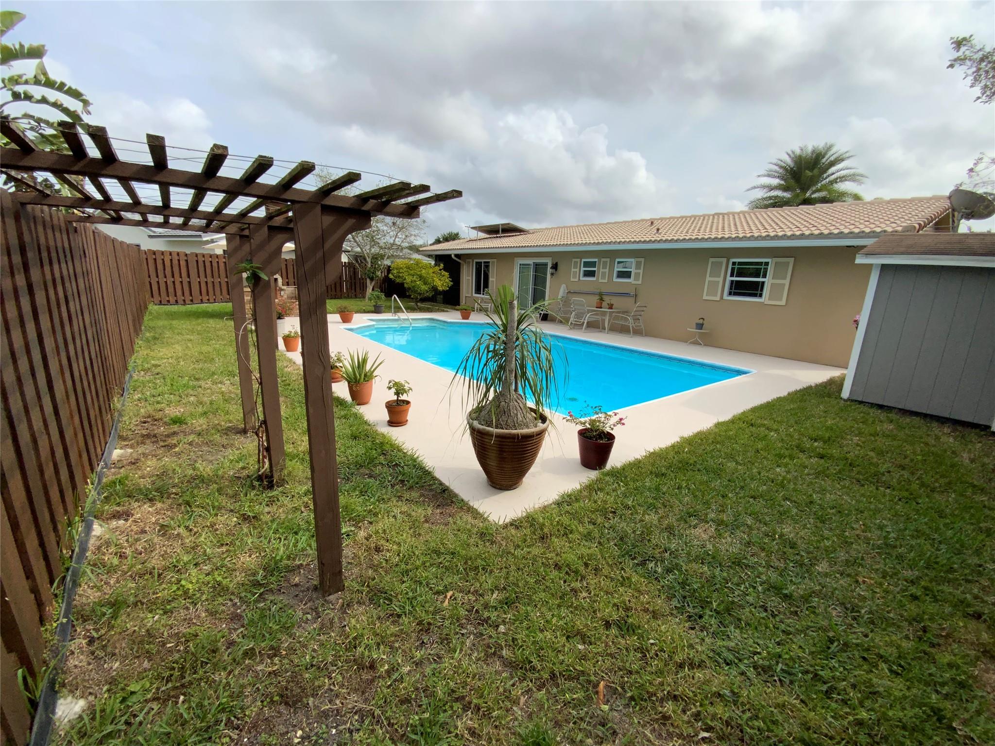 The Dells 64-40 B - Residential