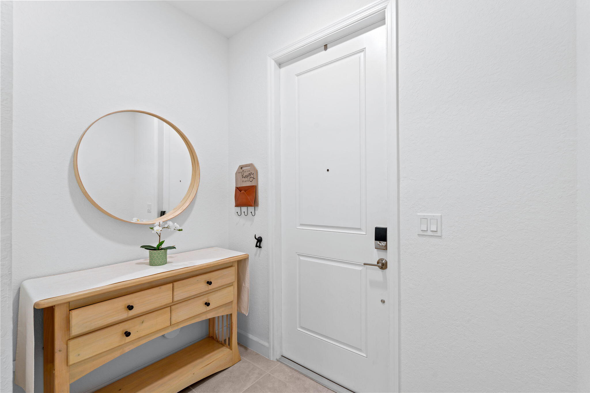 LAKESHORE AT THE FOUNTAINS REPLAT - Residential Lease