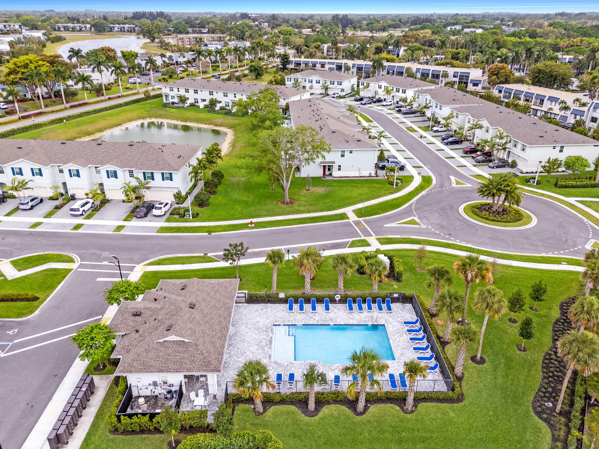 LAKESHORE AT THE FOUNTAINS REPLAT - Residential Lease