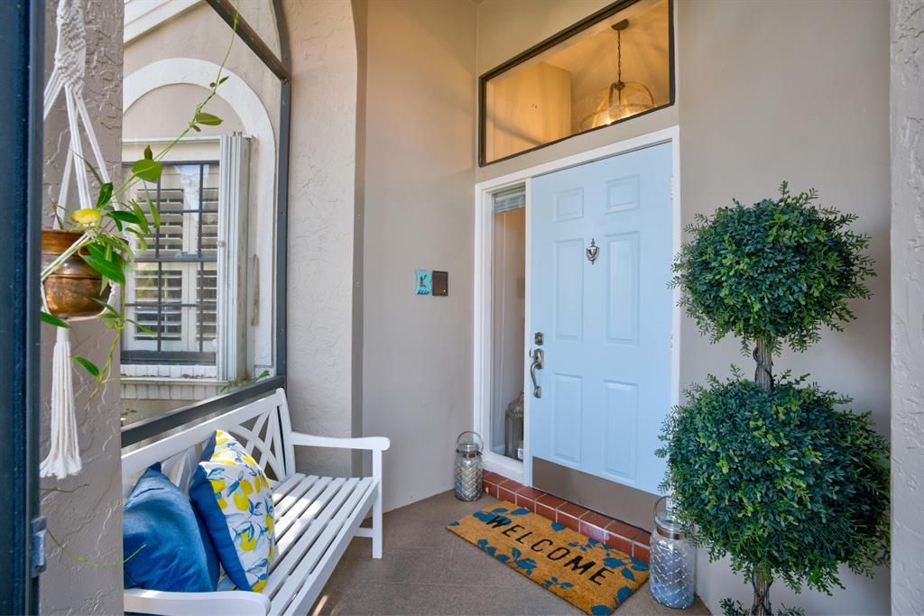 Photo of 13159 La Lique Court, Palm Beach Gardens, FL 33410 (MLS # R10713568)