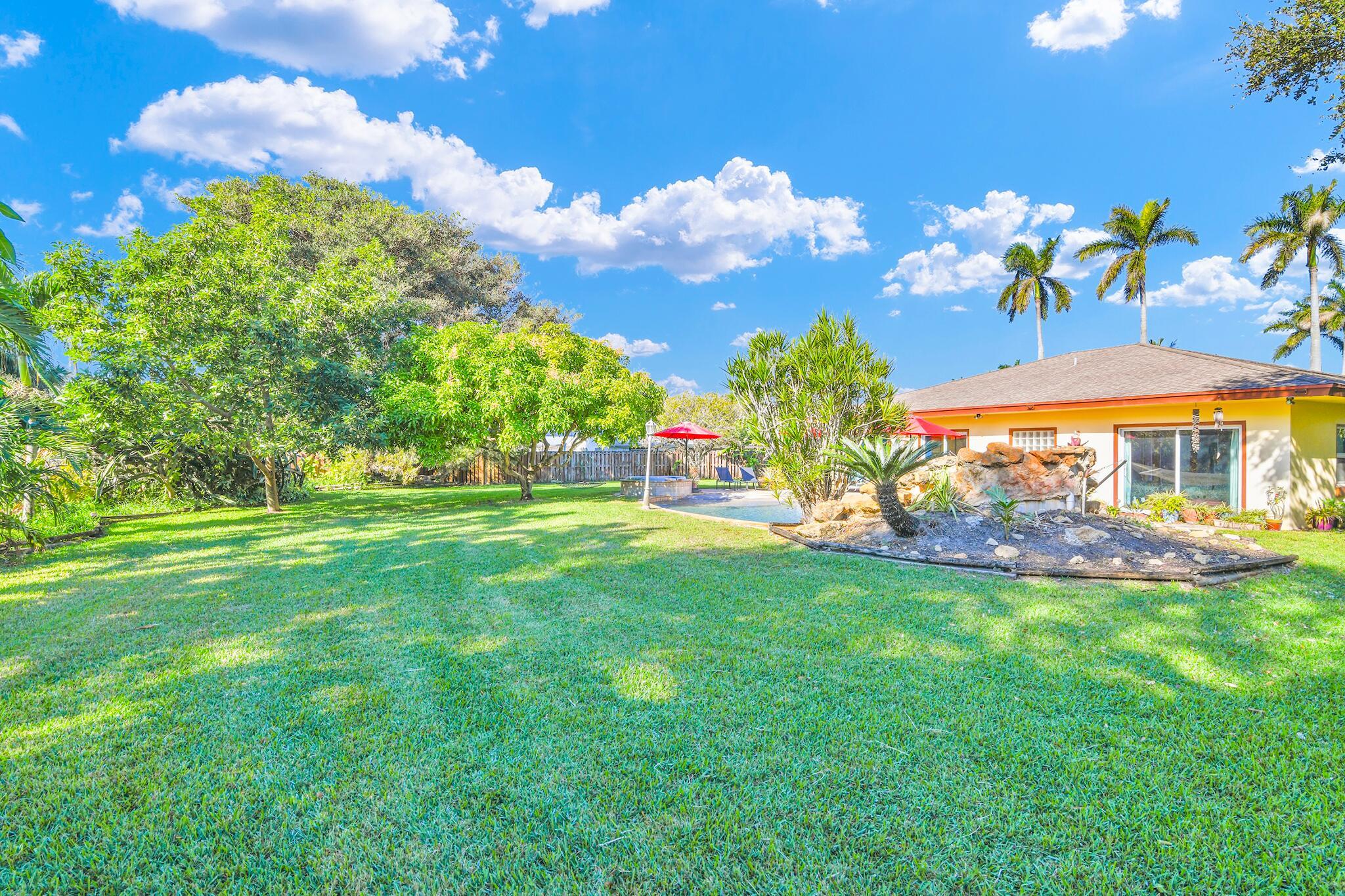 TRADE WINDS ESTATES FIRST - Residential