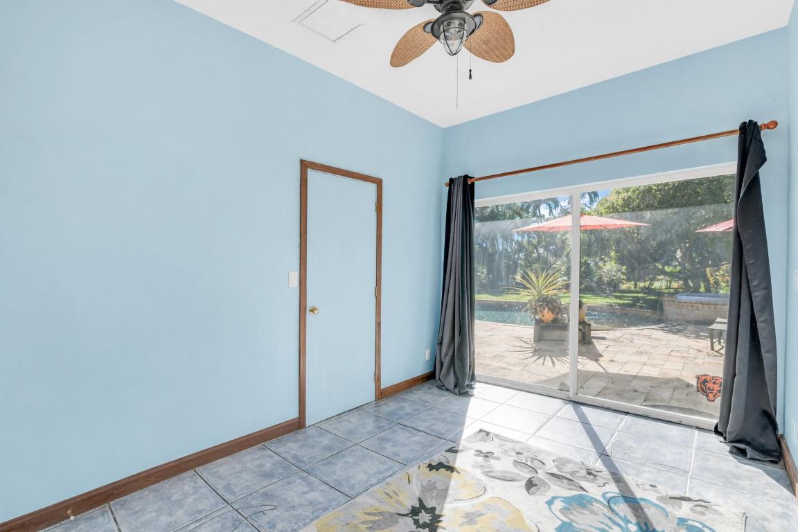 TRADE WINDS ESTATES FIRST ADD - Residential