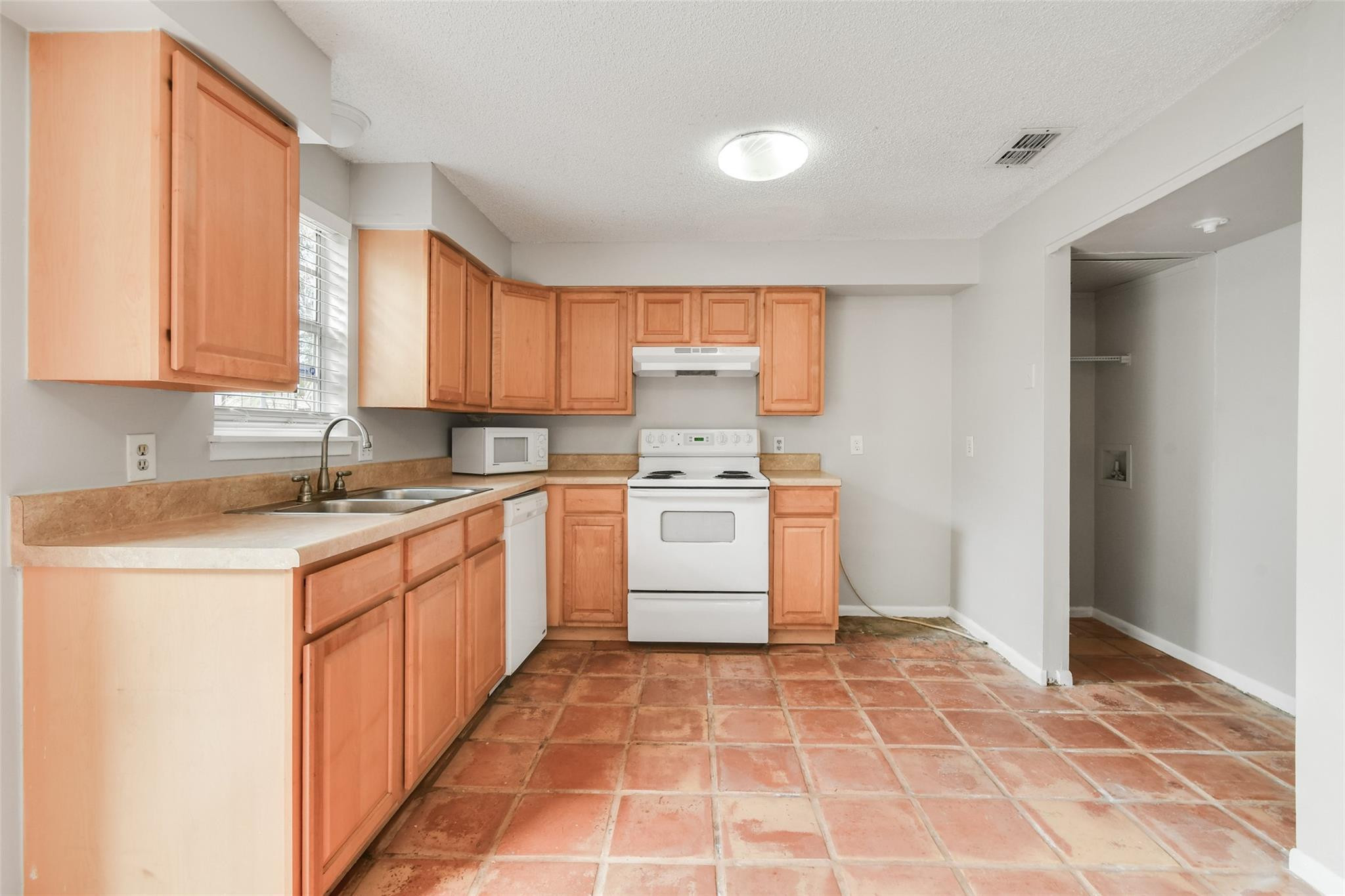 GEORGIAN PARK - Residential