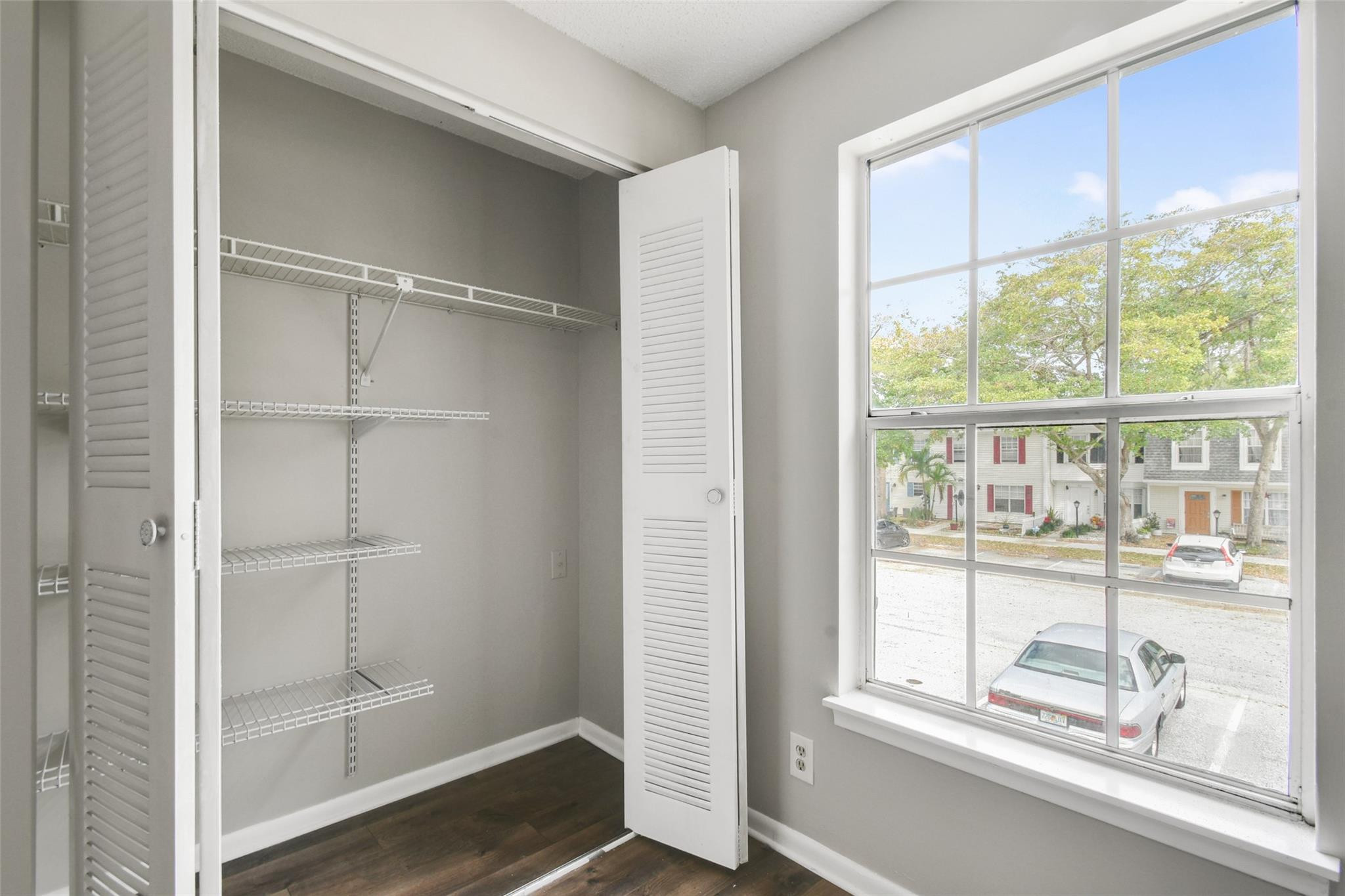 GEORGIAN PARK - Residential