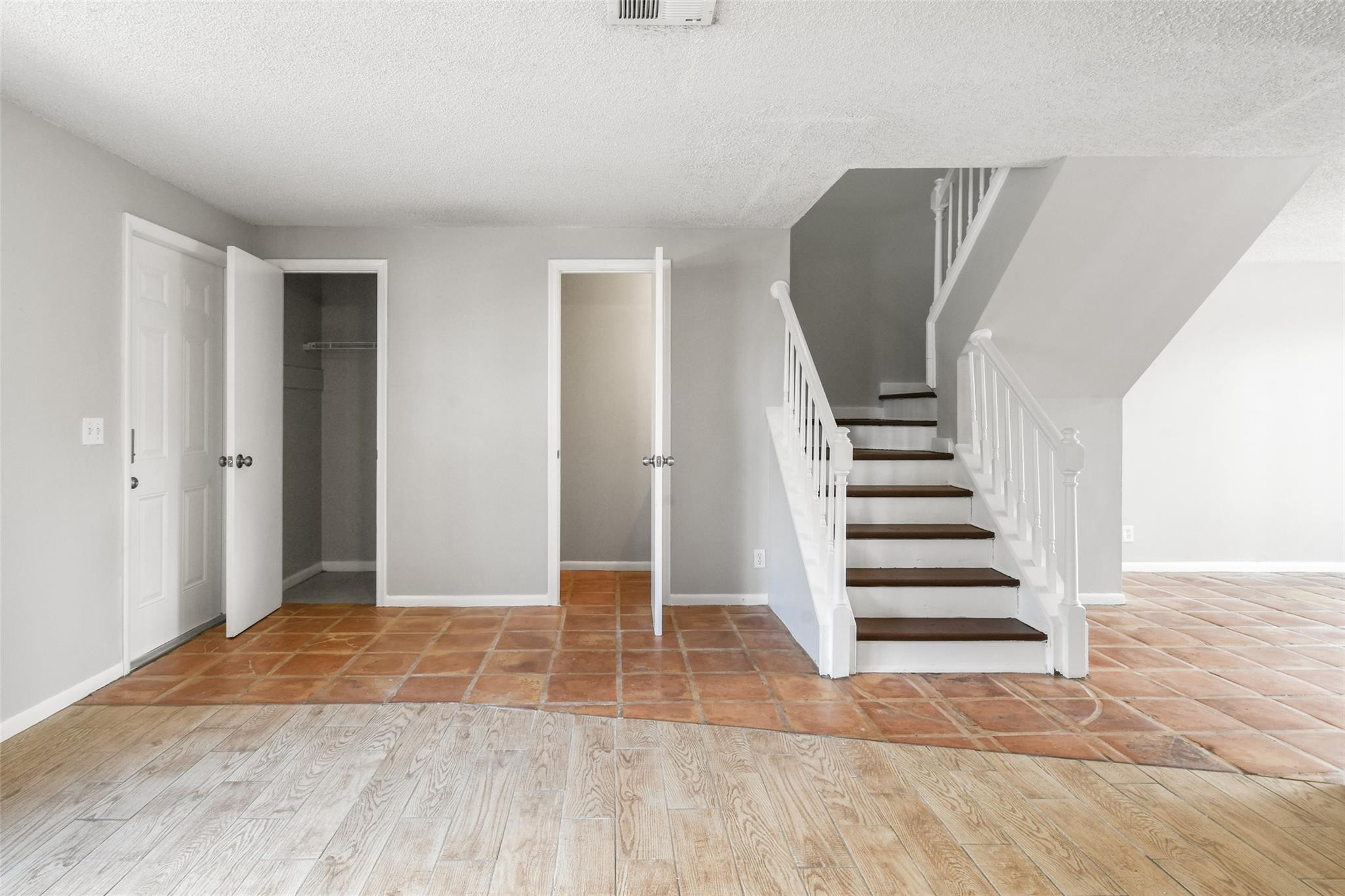 GEORGIAN PARK - Residential