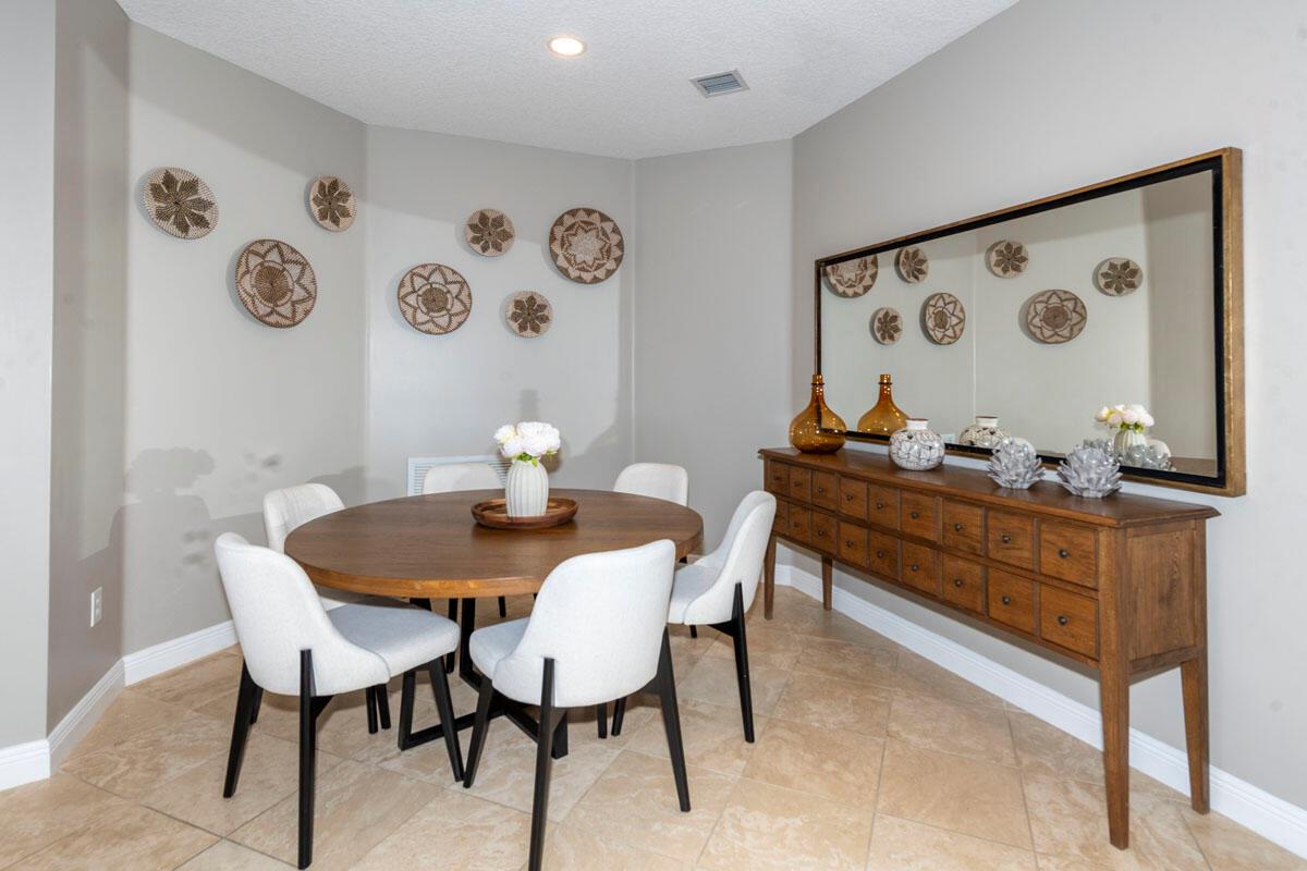 9079 Alexandra Circle