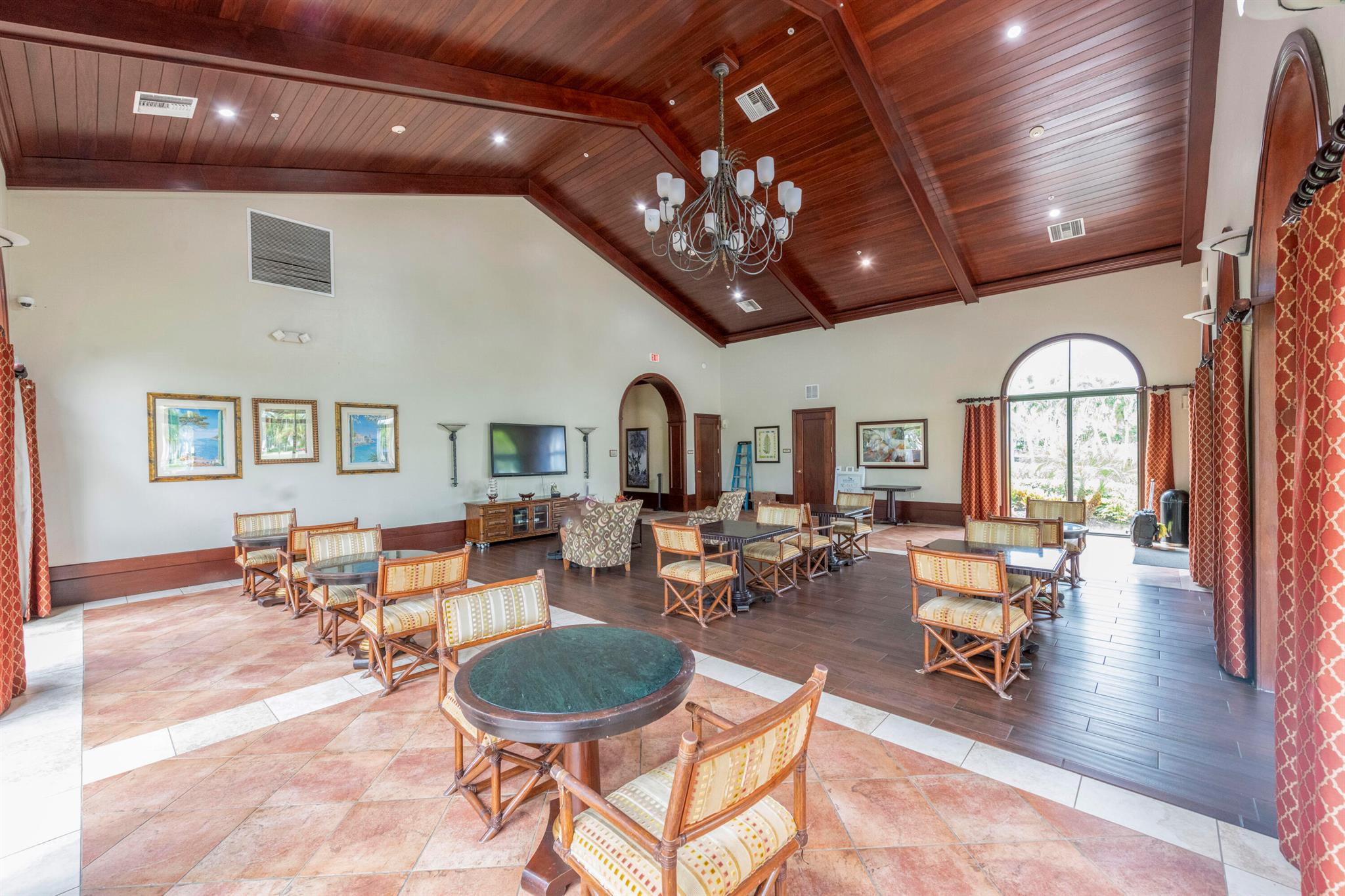 OLYMPIA 1 - Residential