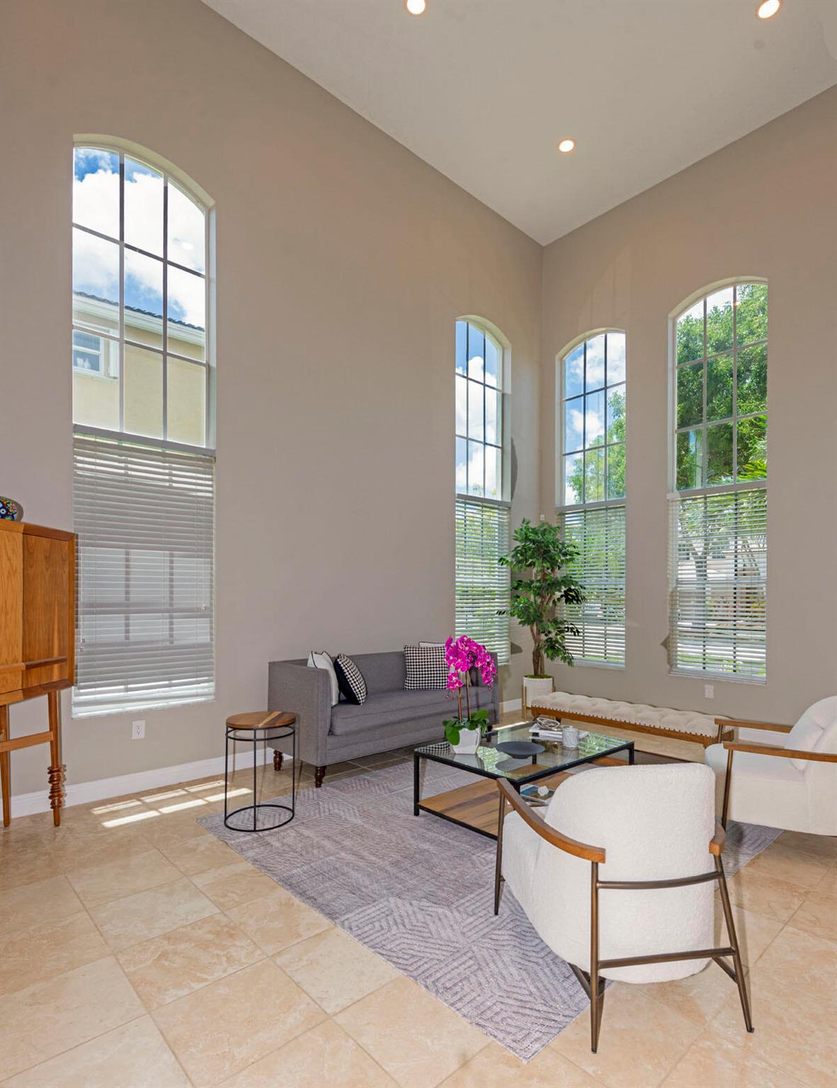 9079 Alexandra Circle