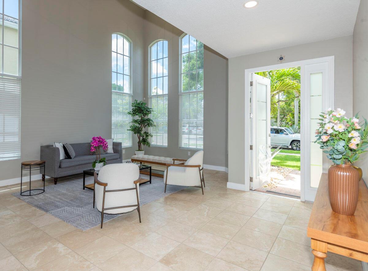 9079 Alexandra Circle