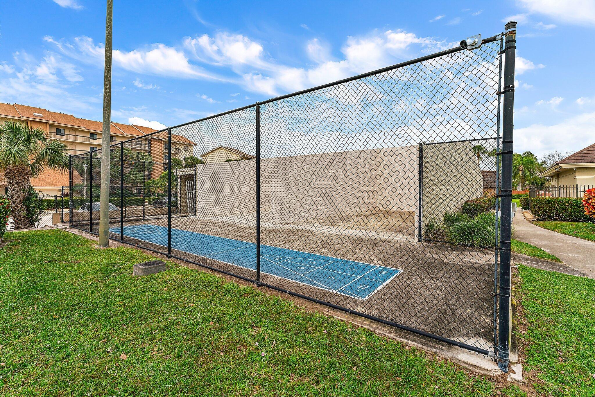 LAKES AT THE BLUFFS - Residential Lease