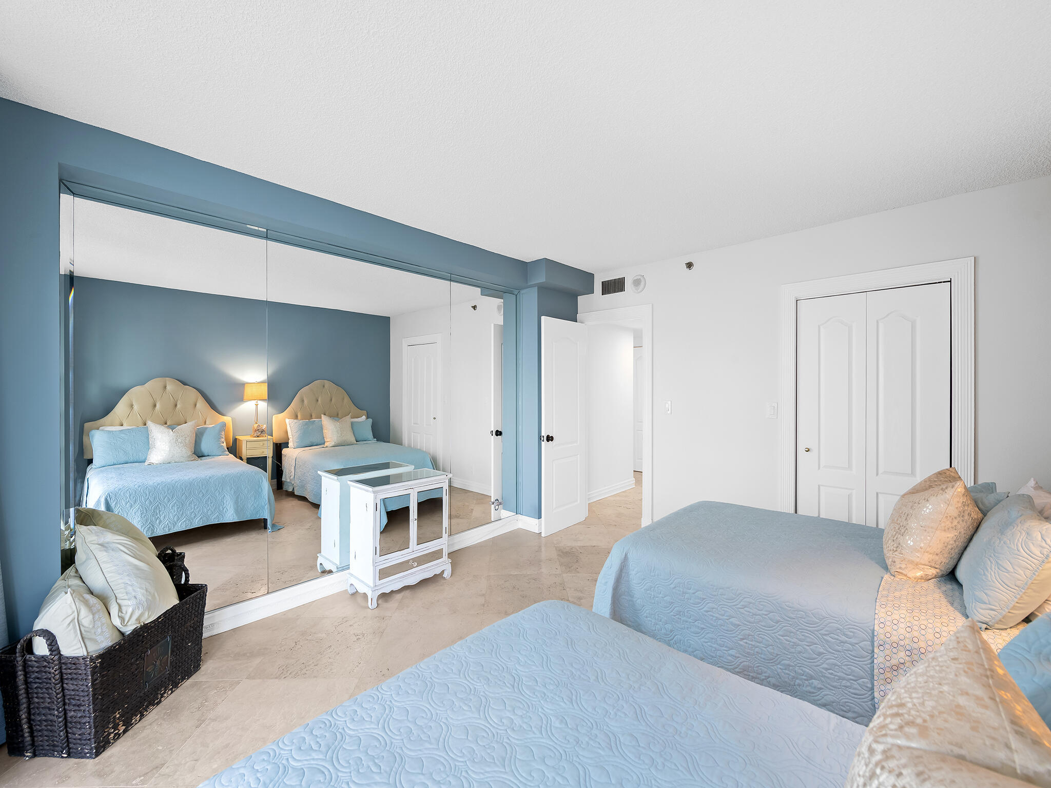TRAFALGAR OF HIGHLAND BEACH CONDO - Residential Lease