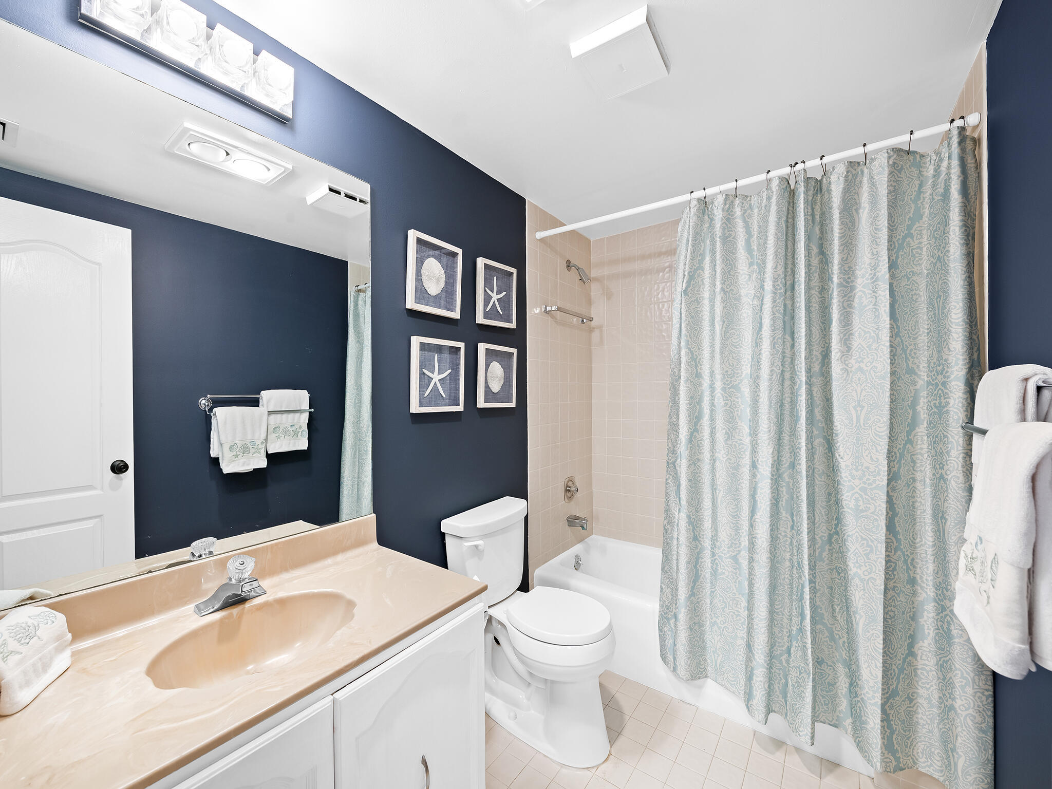 TRAFALGAR OF HIGHLAND BEACH CONDO - Residential Lease