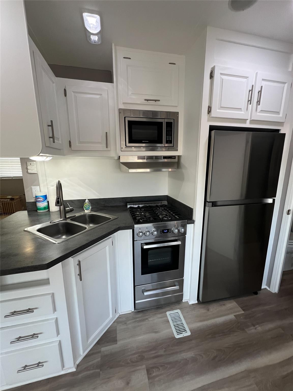 Ancient Oaks R V Residenc - Residential Lease