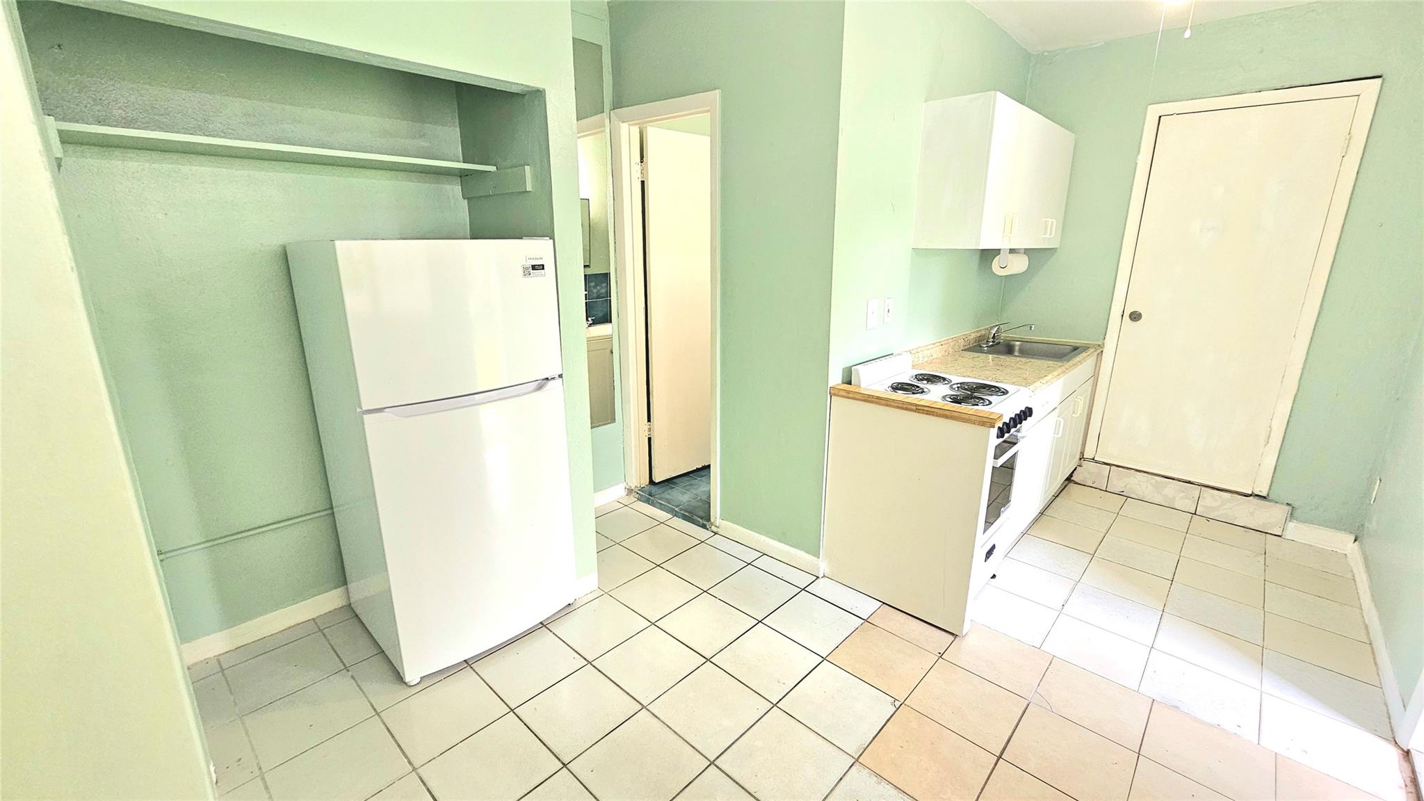 1011 NW 180th Ter