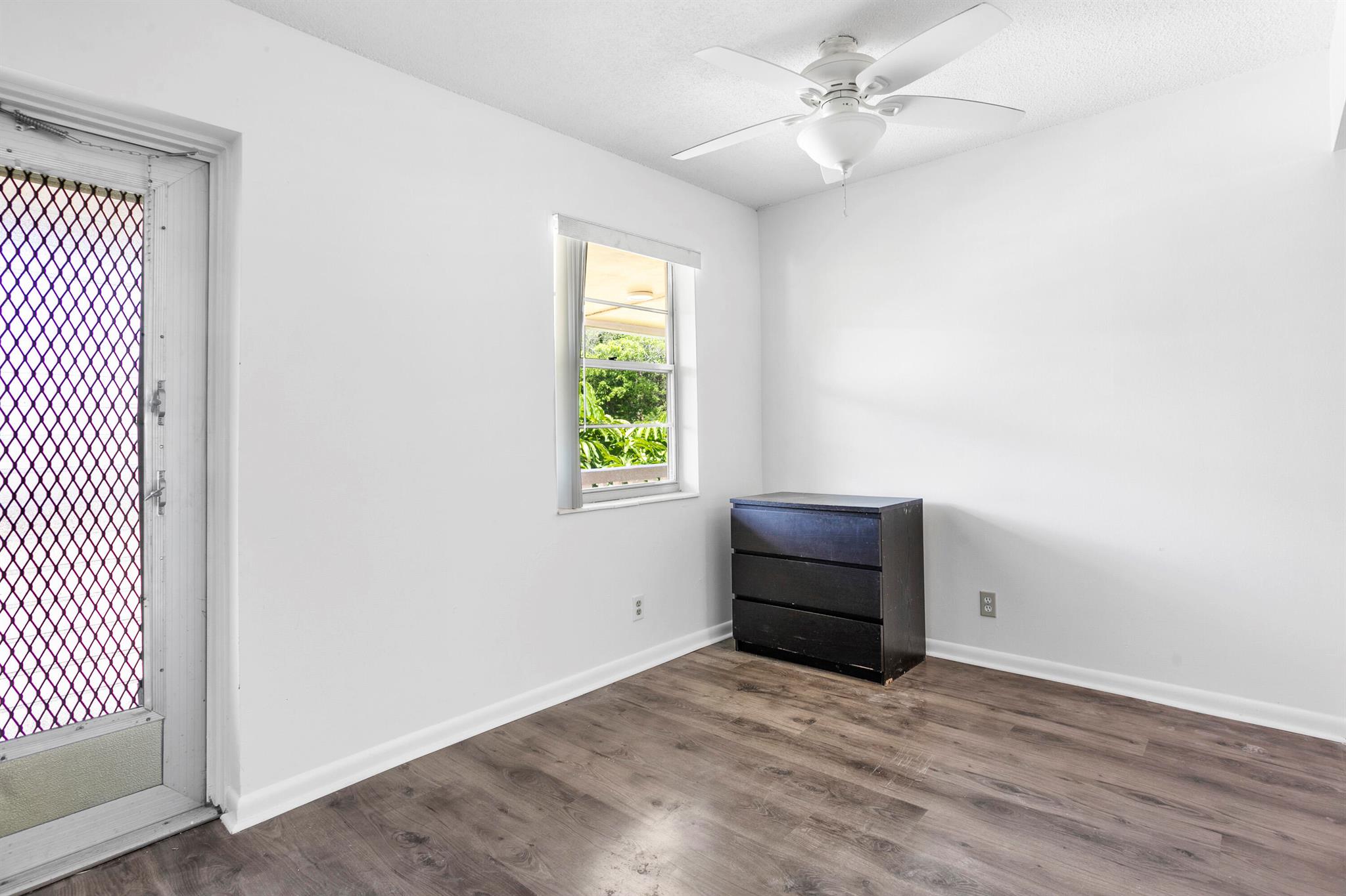 HASTINGS CONDOS - Residential Lease