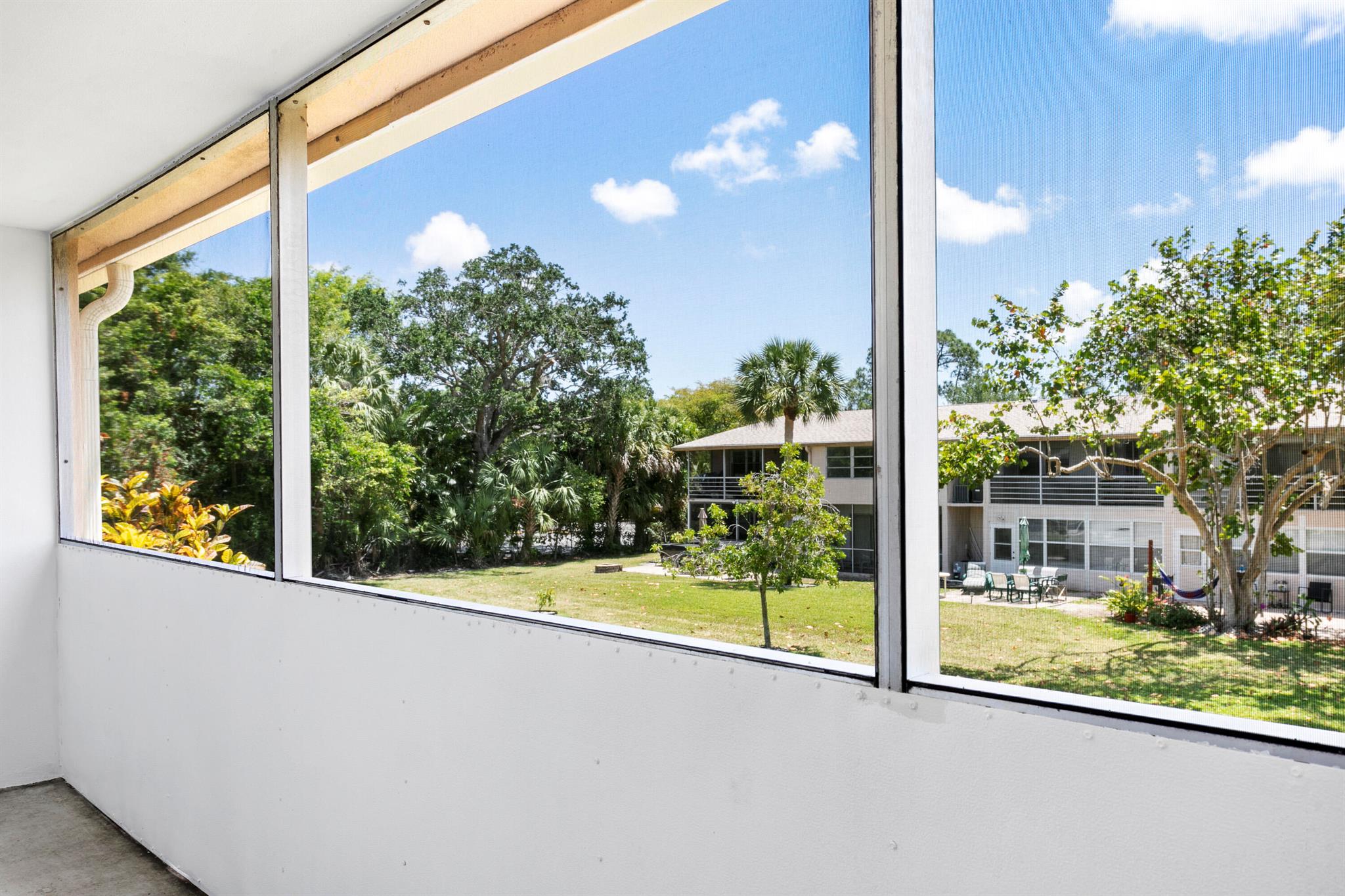 HASTINGS CONDOS - Residential Lease