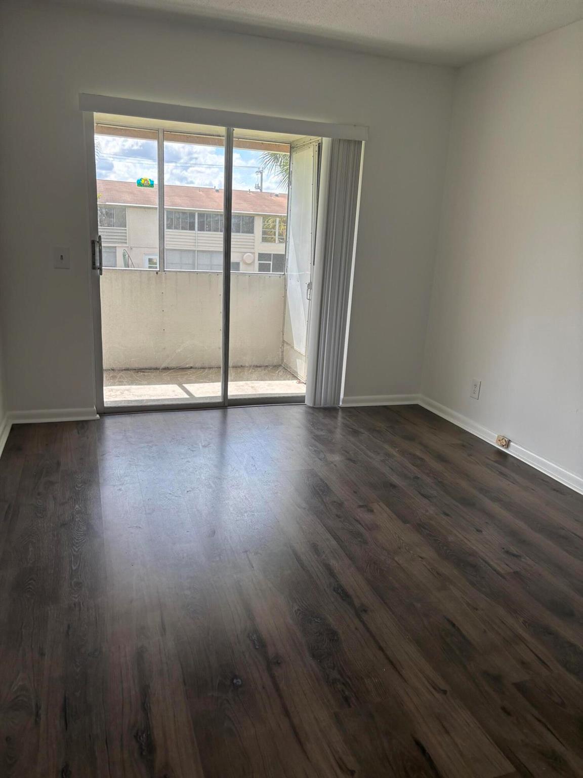 HASTINGS CONDOS - Residential Lease
