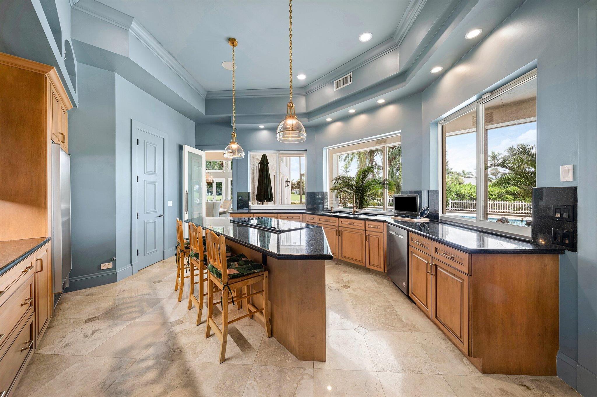 ST ANDREWS COUNTRY CLUB - Residential