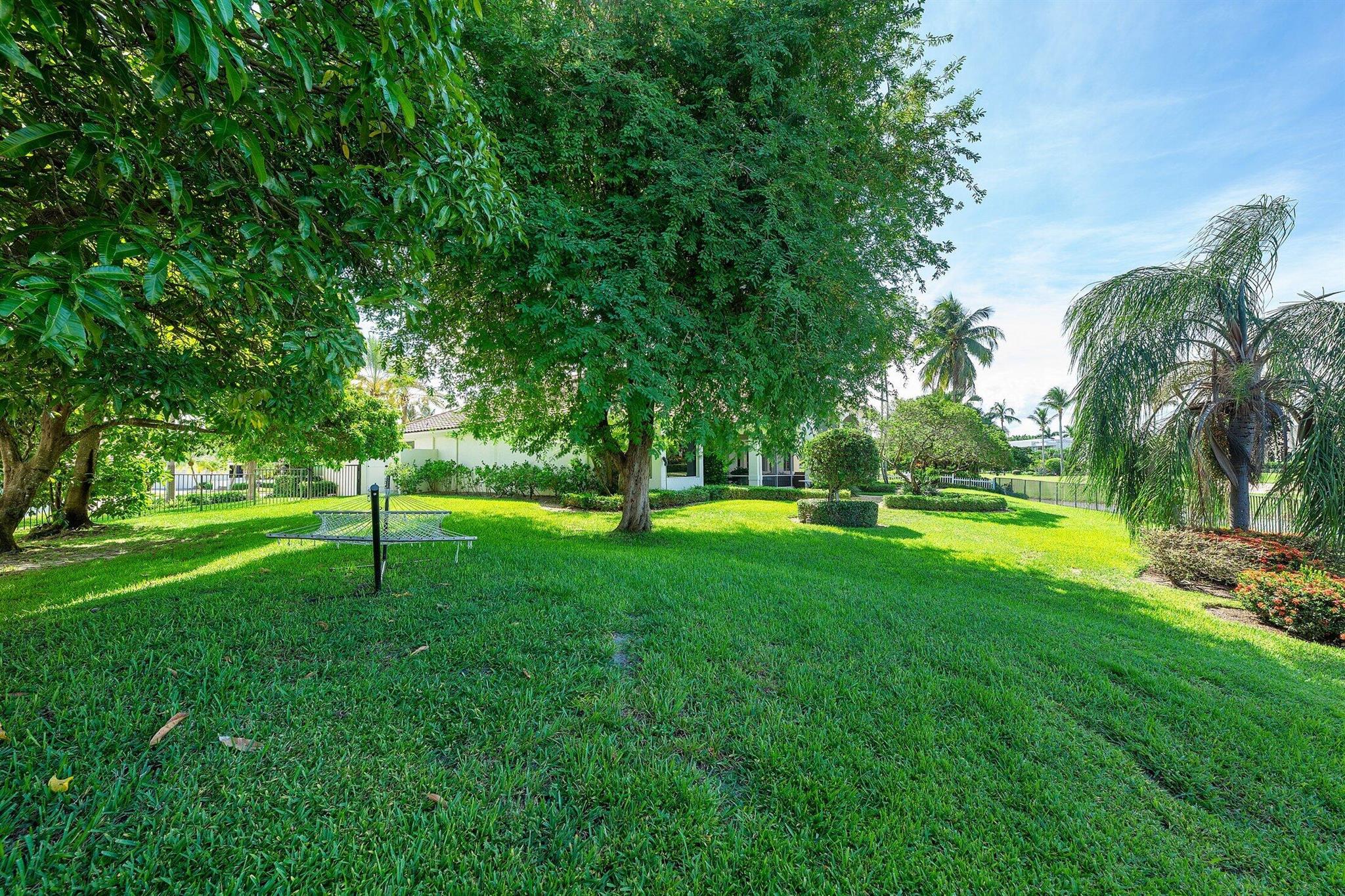 ST ANDREWS COUNTRY CLUB - Residential