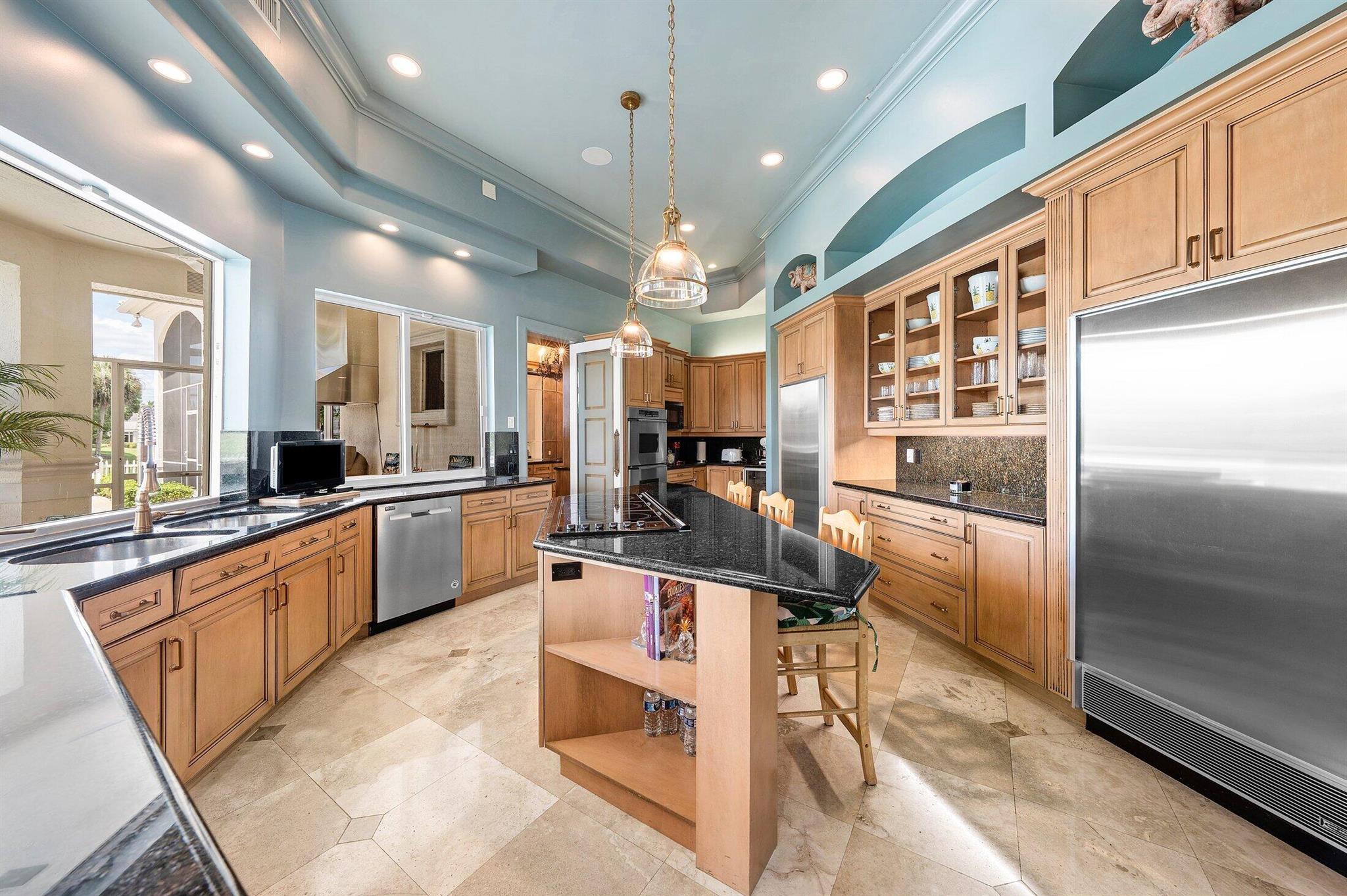 ST ANDREWS COUNTRY CLUB - Residential